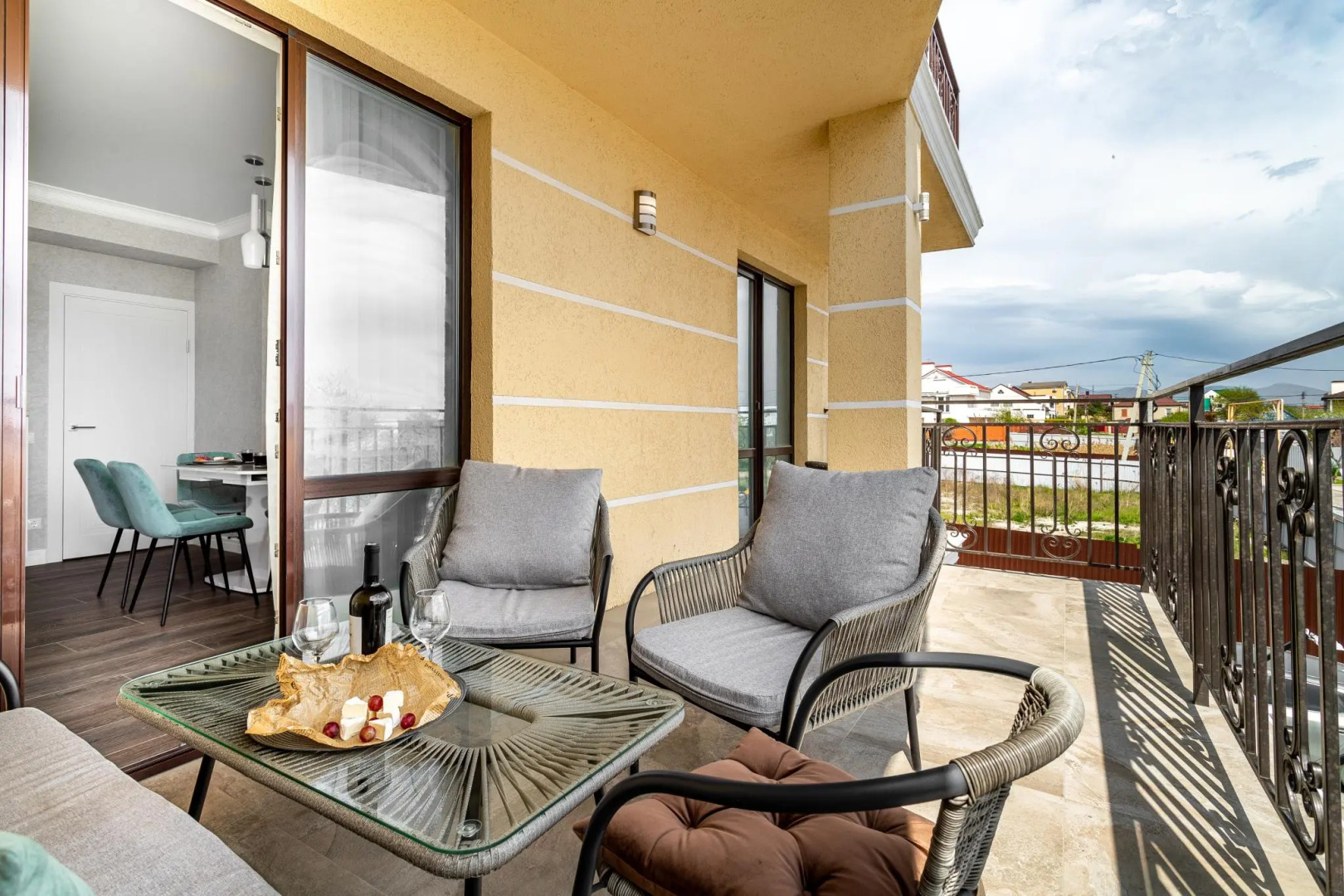 Апартаменты на переулке Счастливый