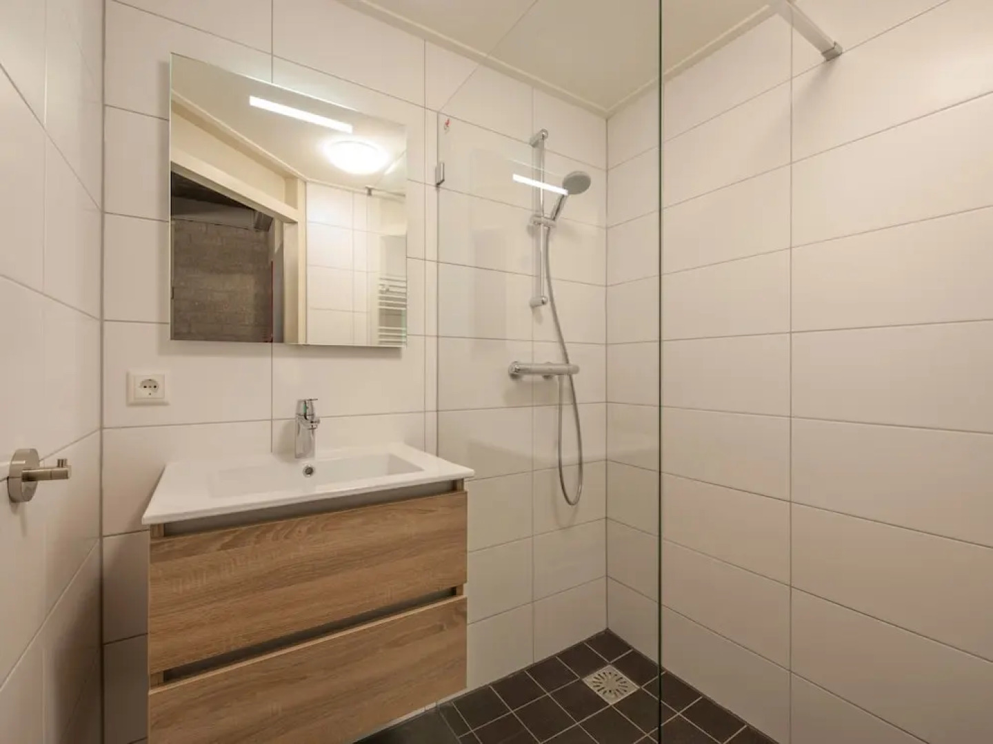 Restyled Bungalow with Dishwasher near Nature Reserve