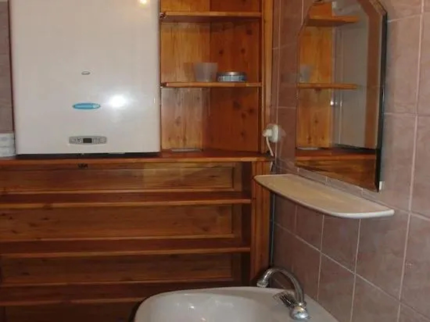 Zanati Apartmannház