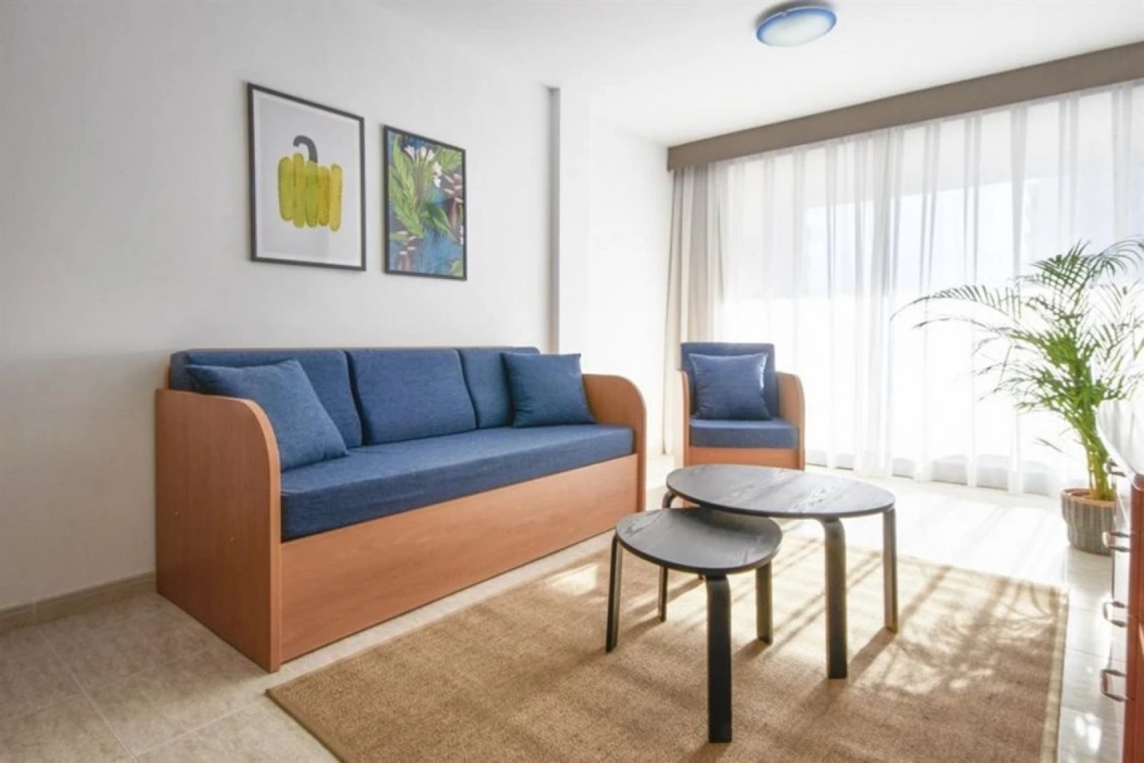 Beatrix 2000 - Caliu apartments