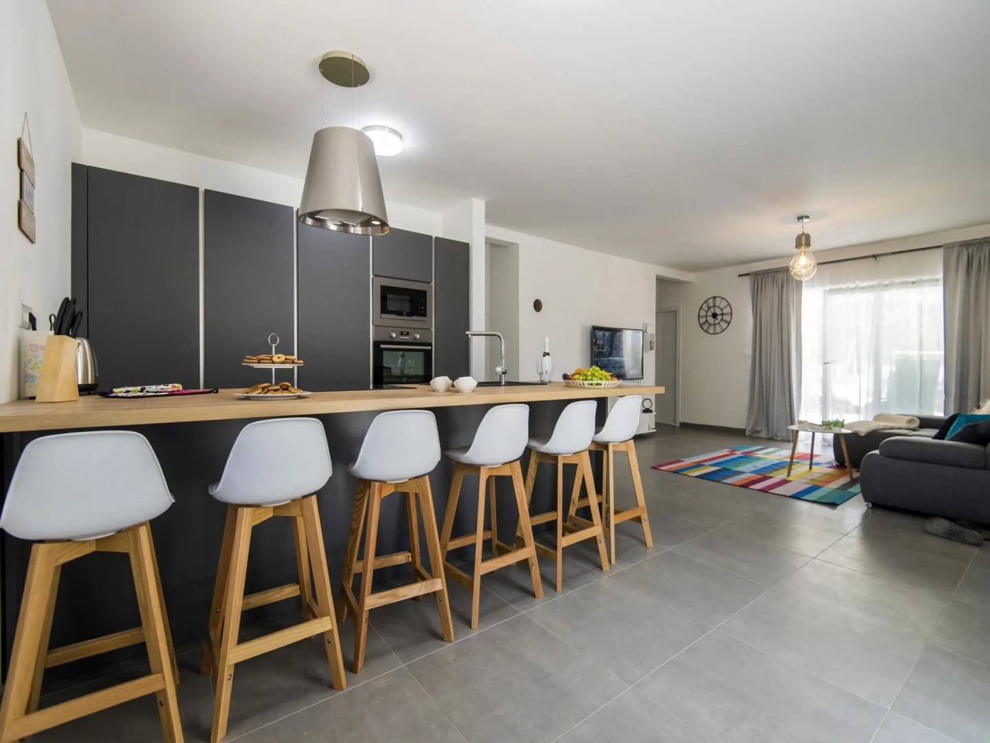 Beautiful villa with private swimming pool, nice covered terrace, play area, BBQ