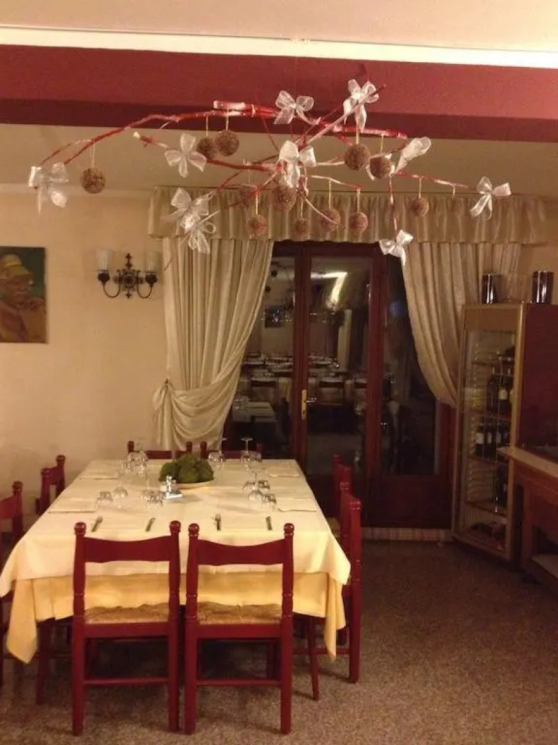 Albergo Ristorante Punta DellEst