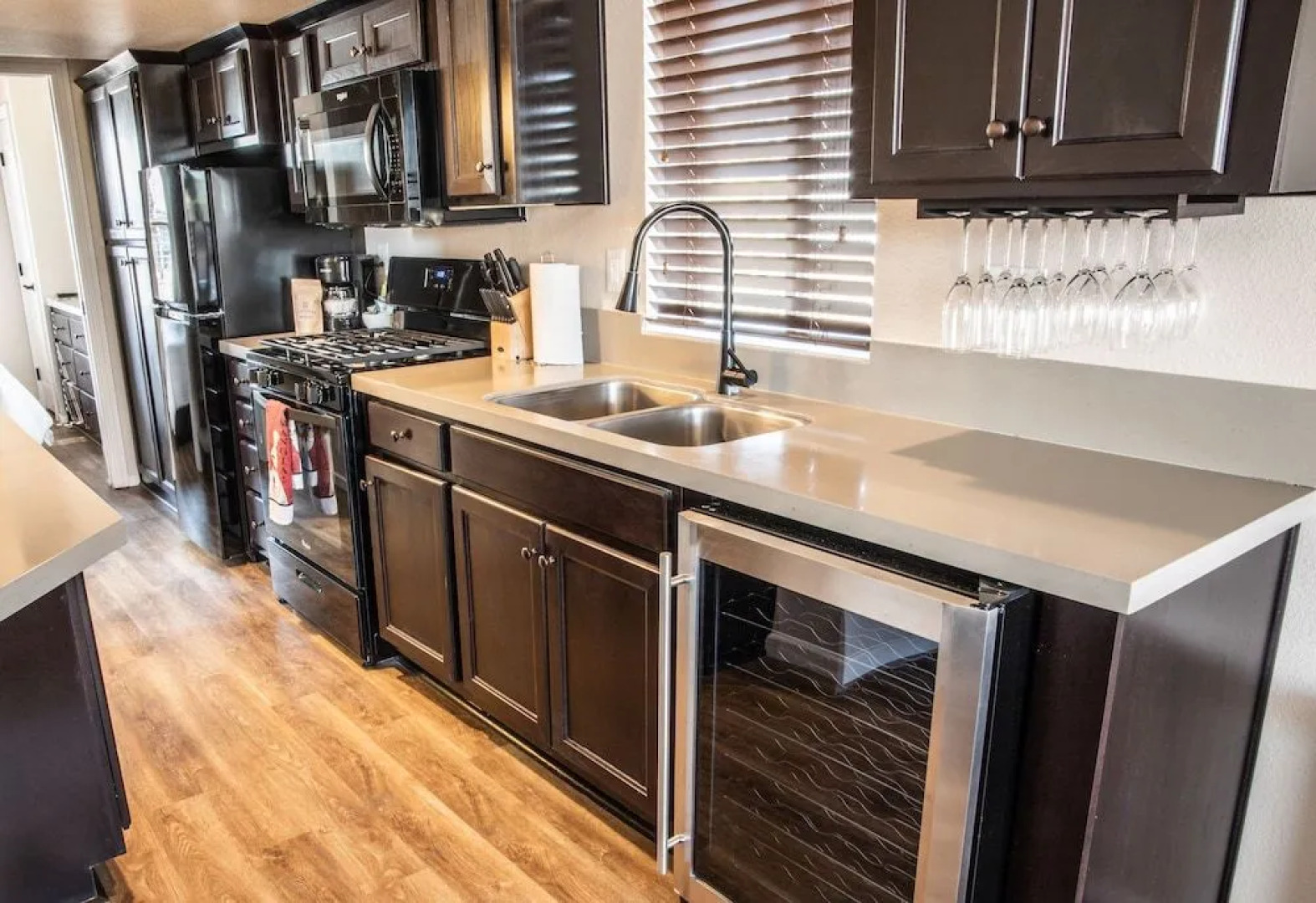 Cava Robles RV Resort