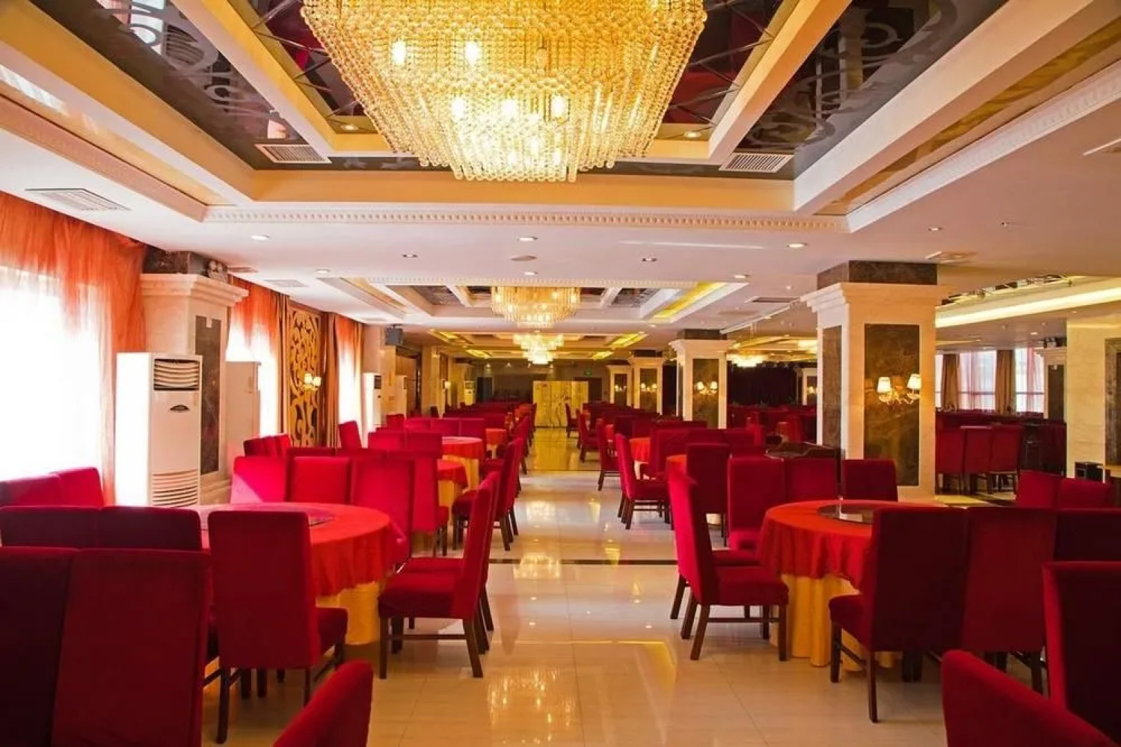 Hanbang Hotel (Hanzhong High-speed Railway Station Central Hospital)