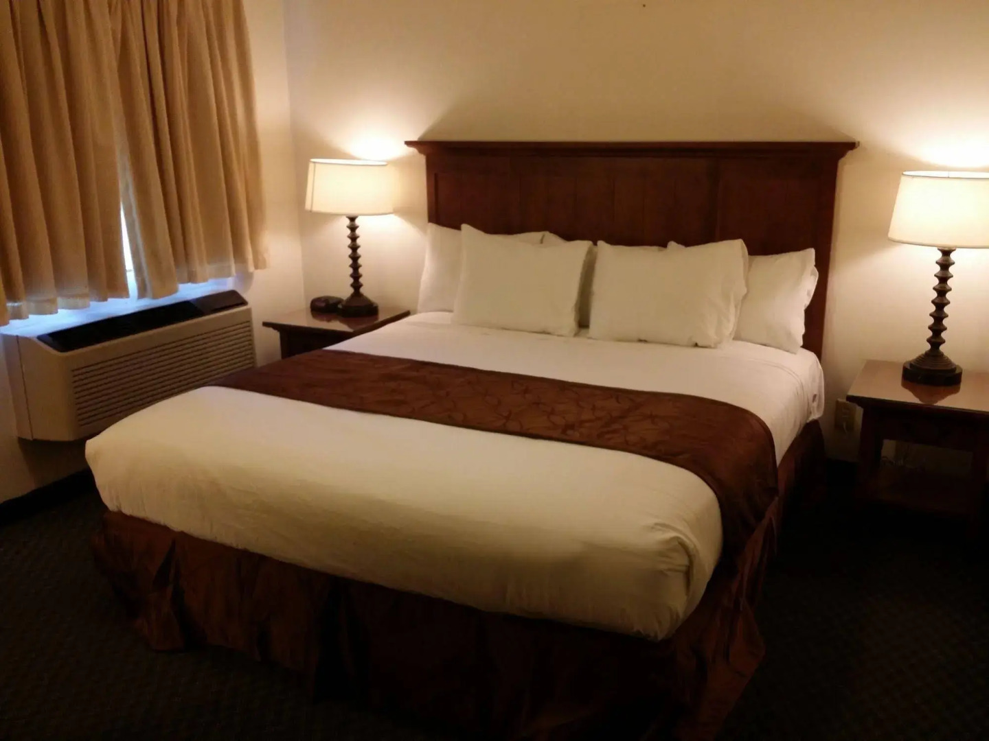 The Royal Victorian Motel