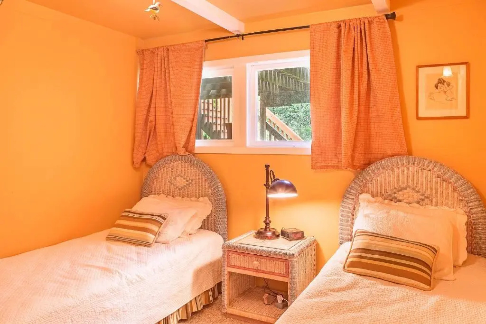 Dragonfly Cabin Westport Wonderful