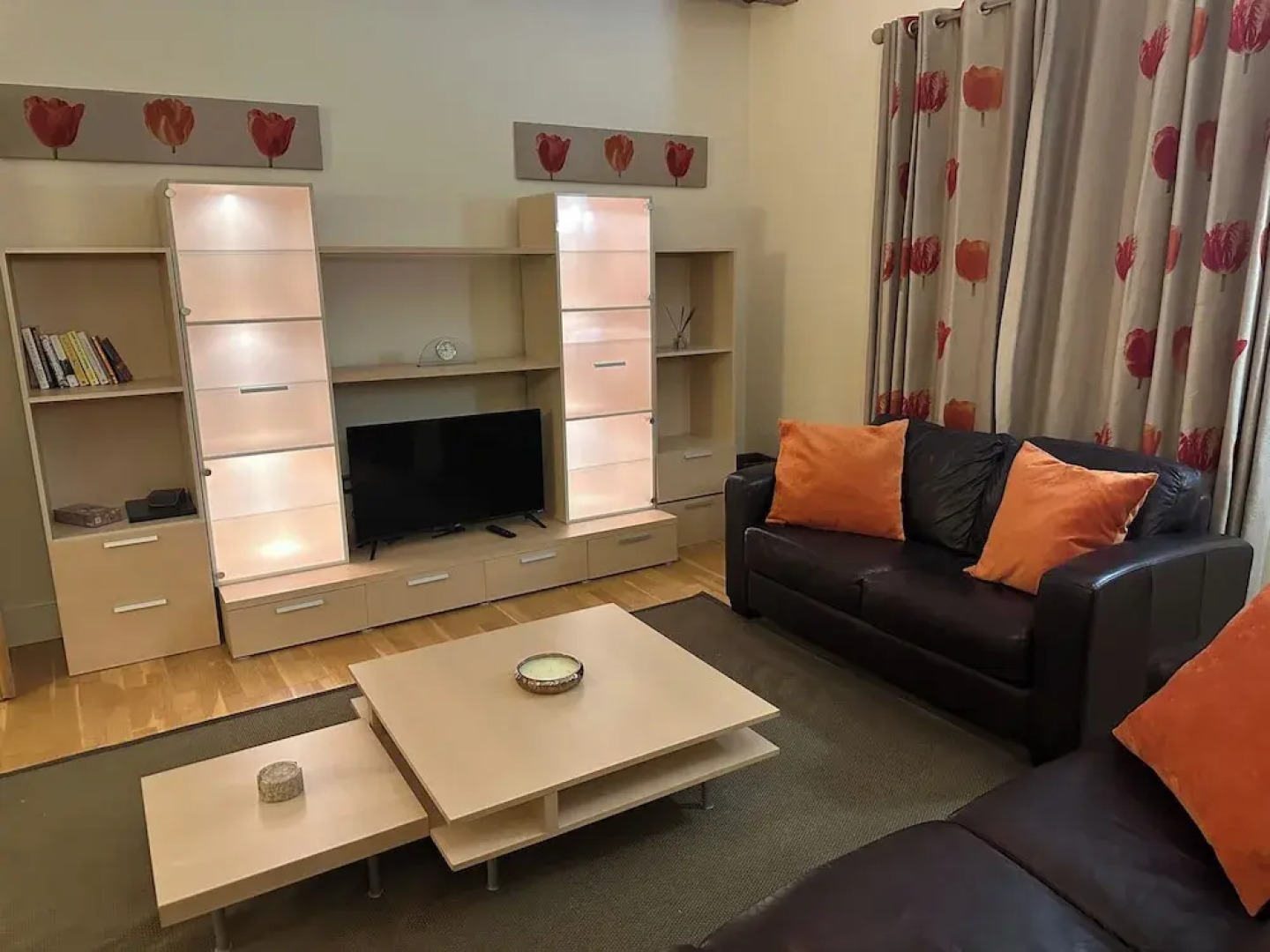 Executive Apartment, Woodford Mill, Witney