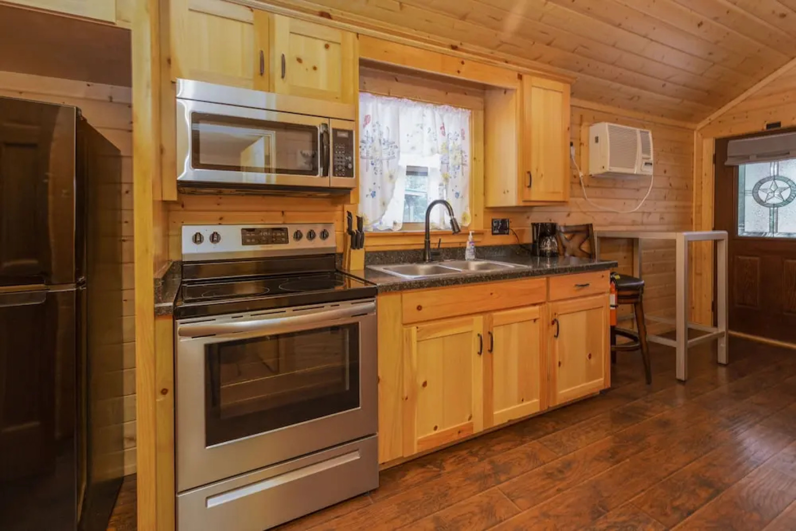 Al's Hideaway Cabin and RV Rentals LLC