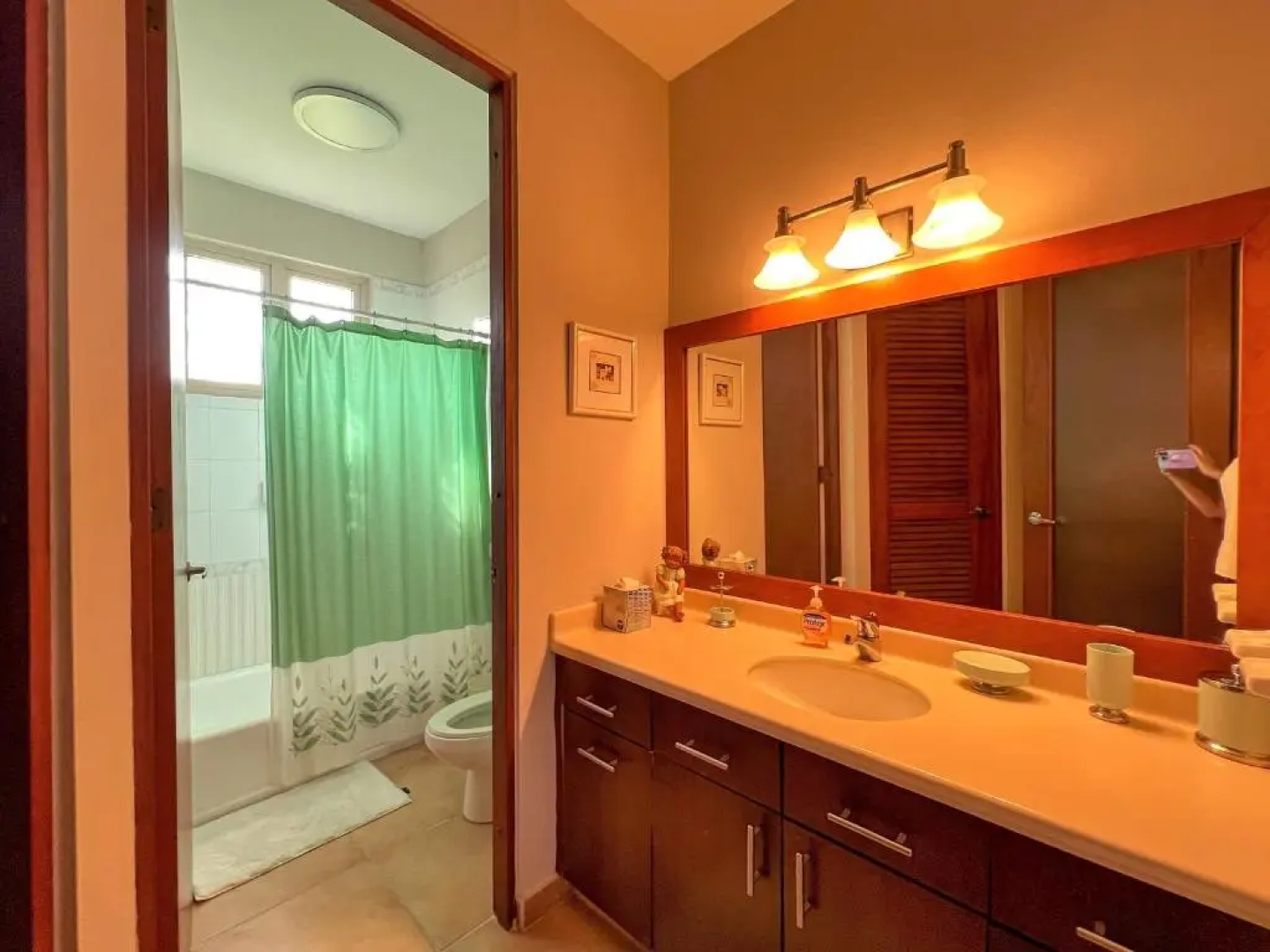 Villa Iris 2 story ocean view villa w/ pool access