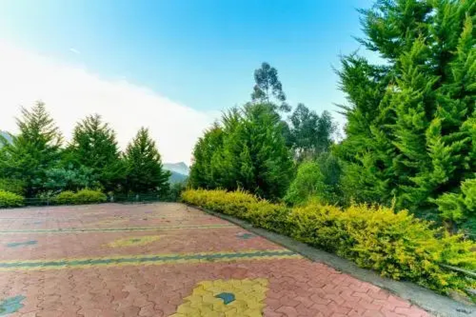 OYO 22707 Anand Resort Vattavada