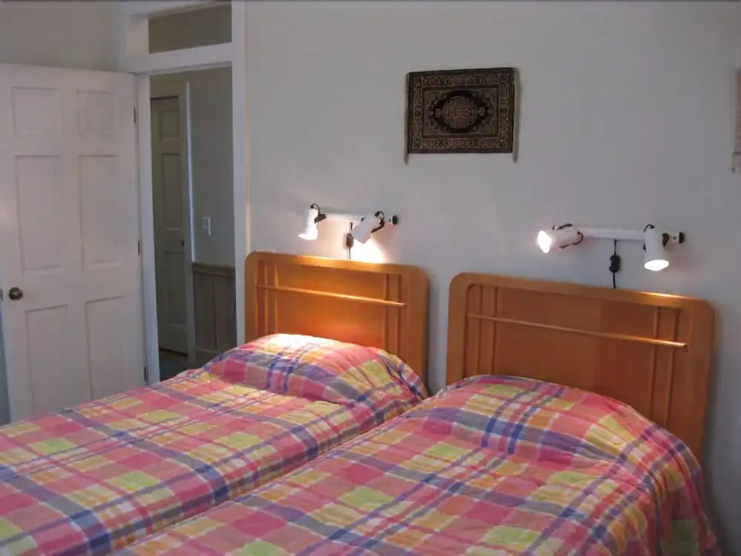 Towne House #7109 6 Bedrooms 4 Bathrooms Home