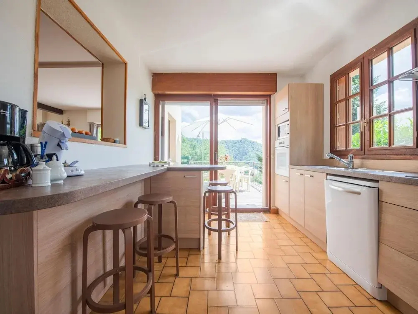 Inviting Holiday Home in Miremont With Garden