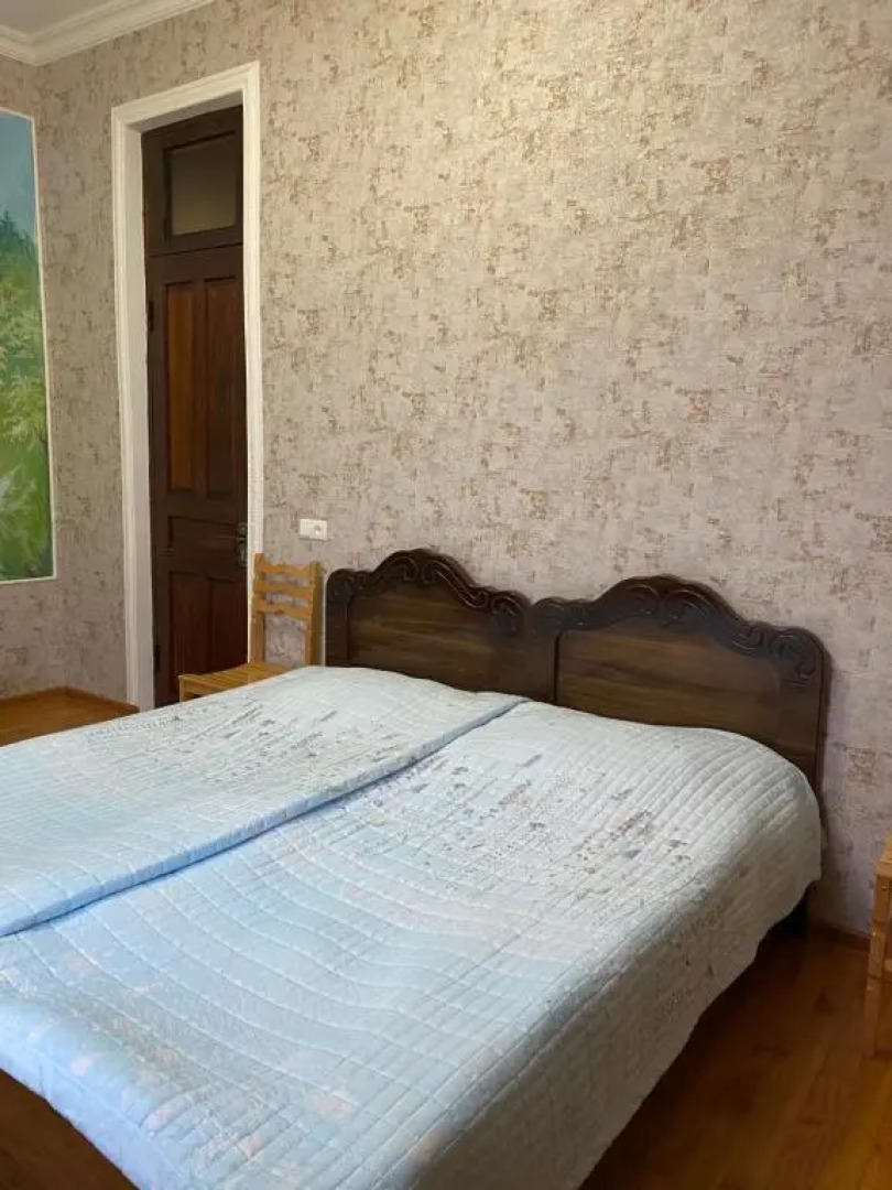 Guest House Champion