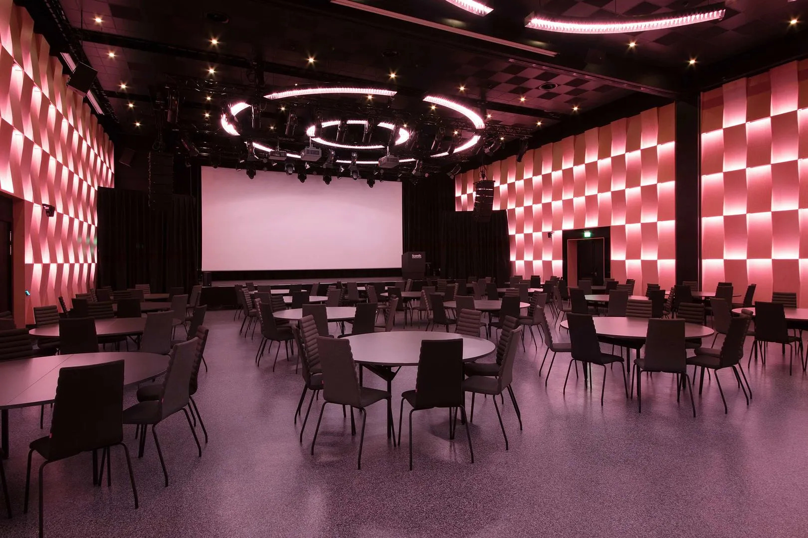 Scandic Sunnfjord Hotel & Spa