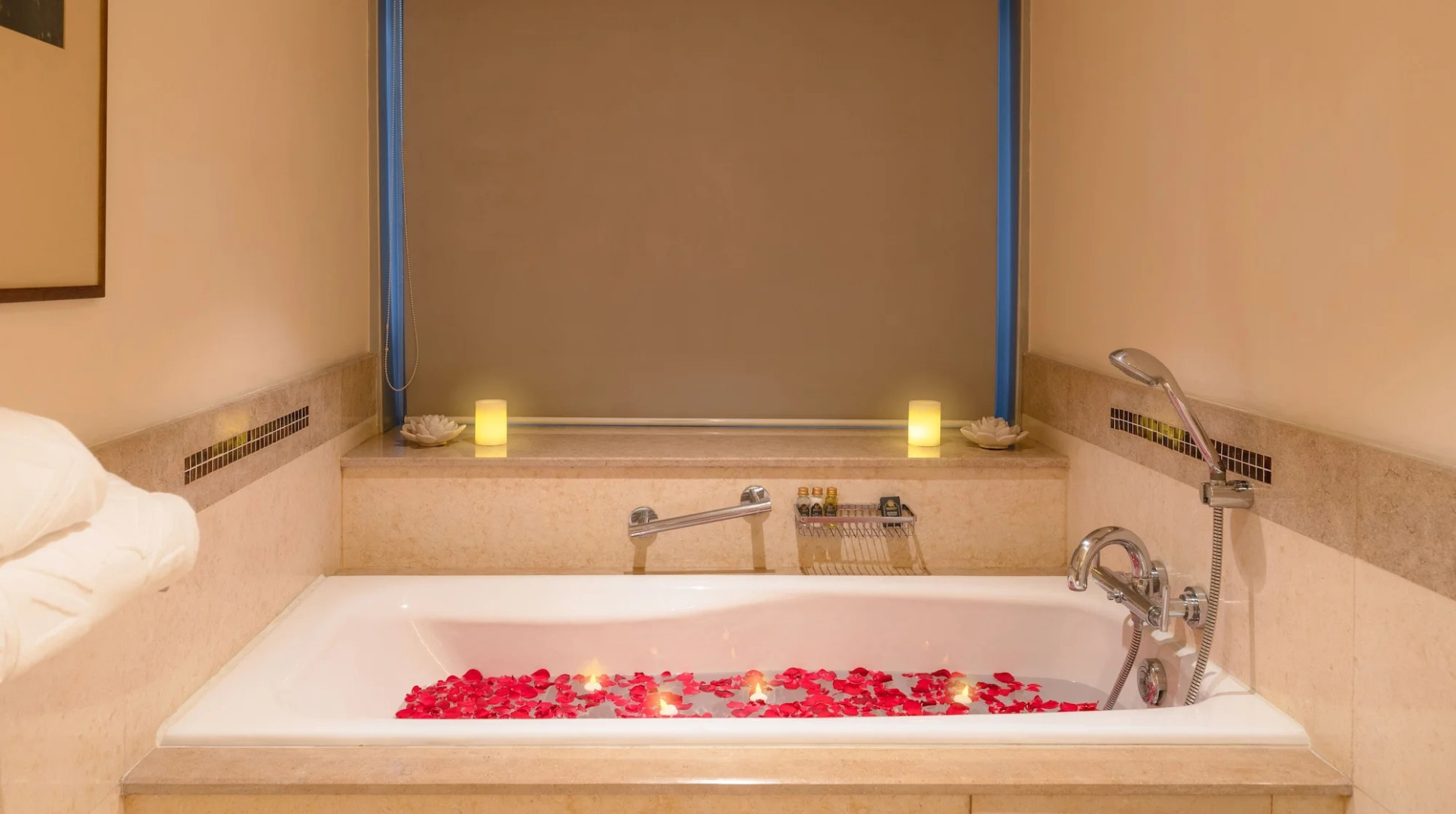 Taj Wellington Mews Luxury Residences