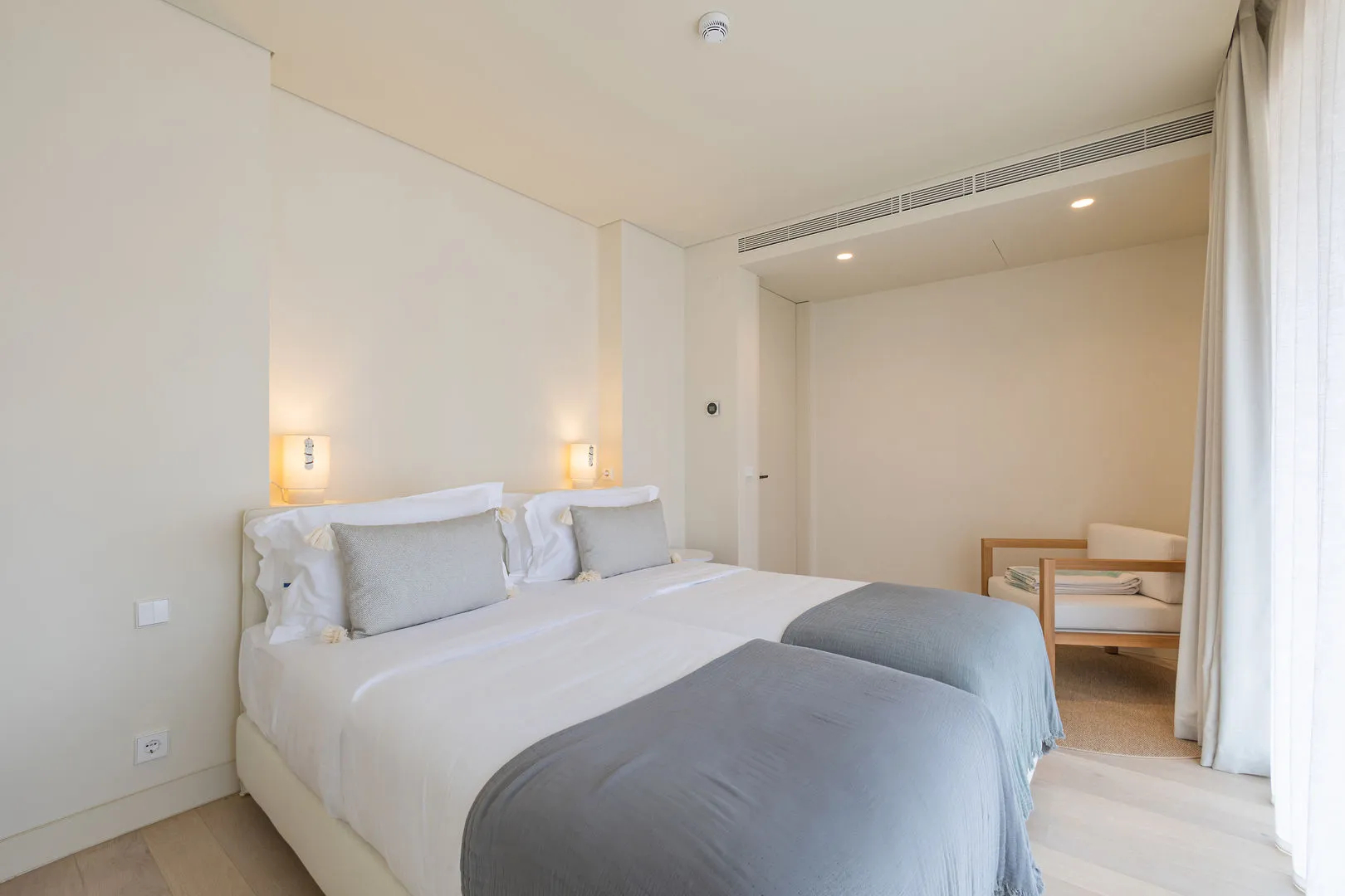 White Shell Beach Villas