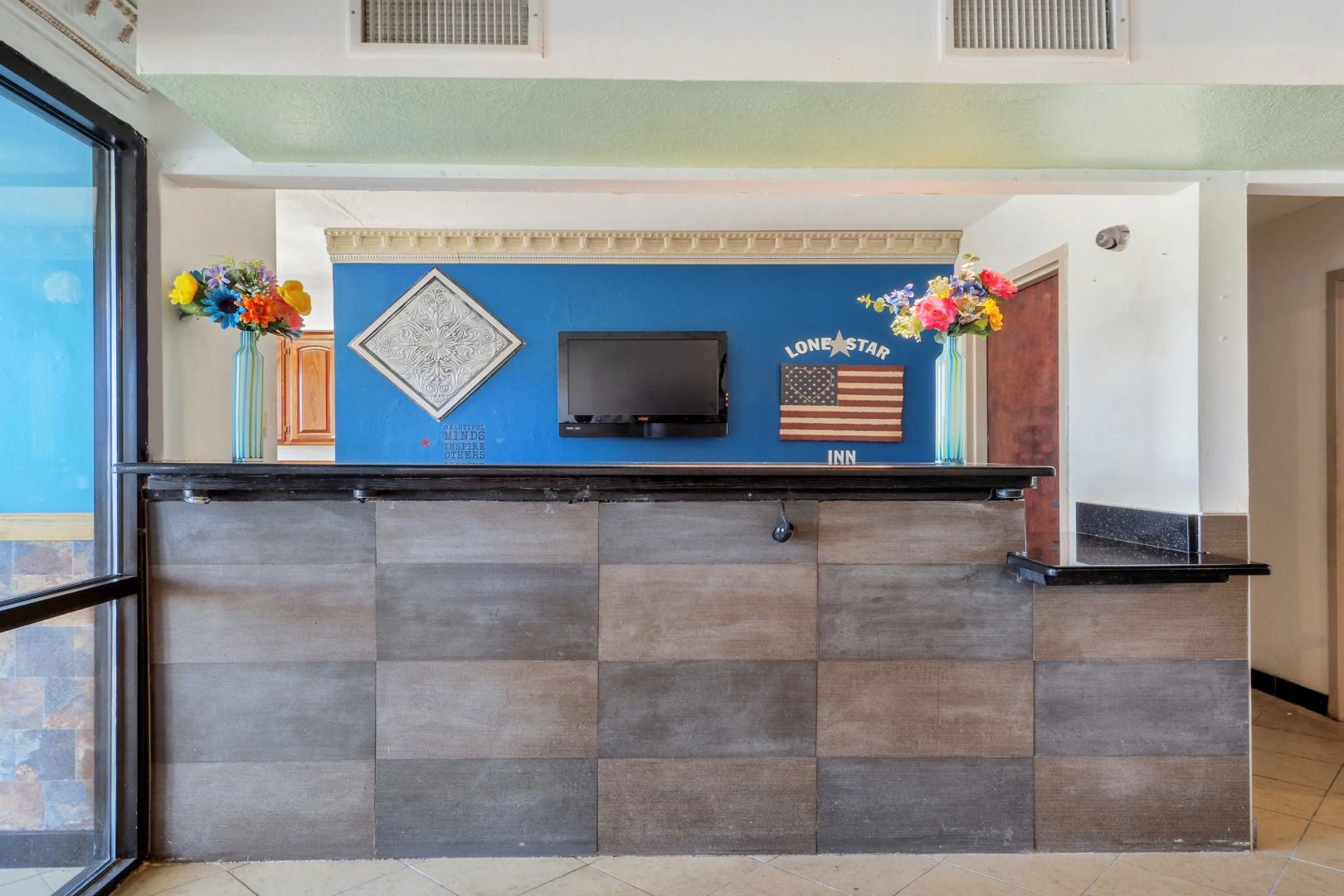 Lonestar Inn and Suites by OYO - Erick, OK