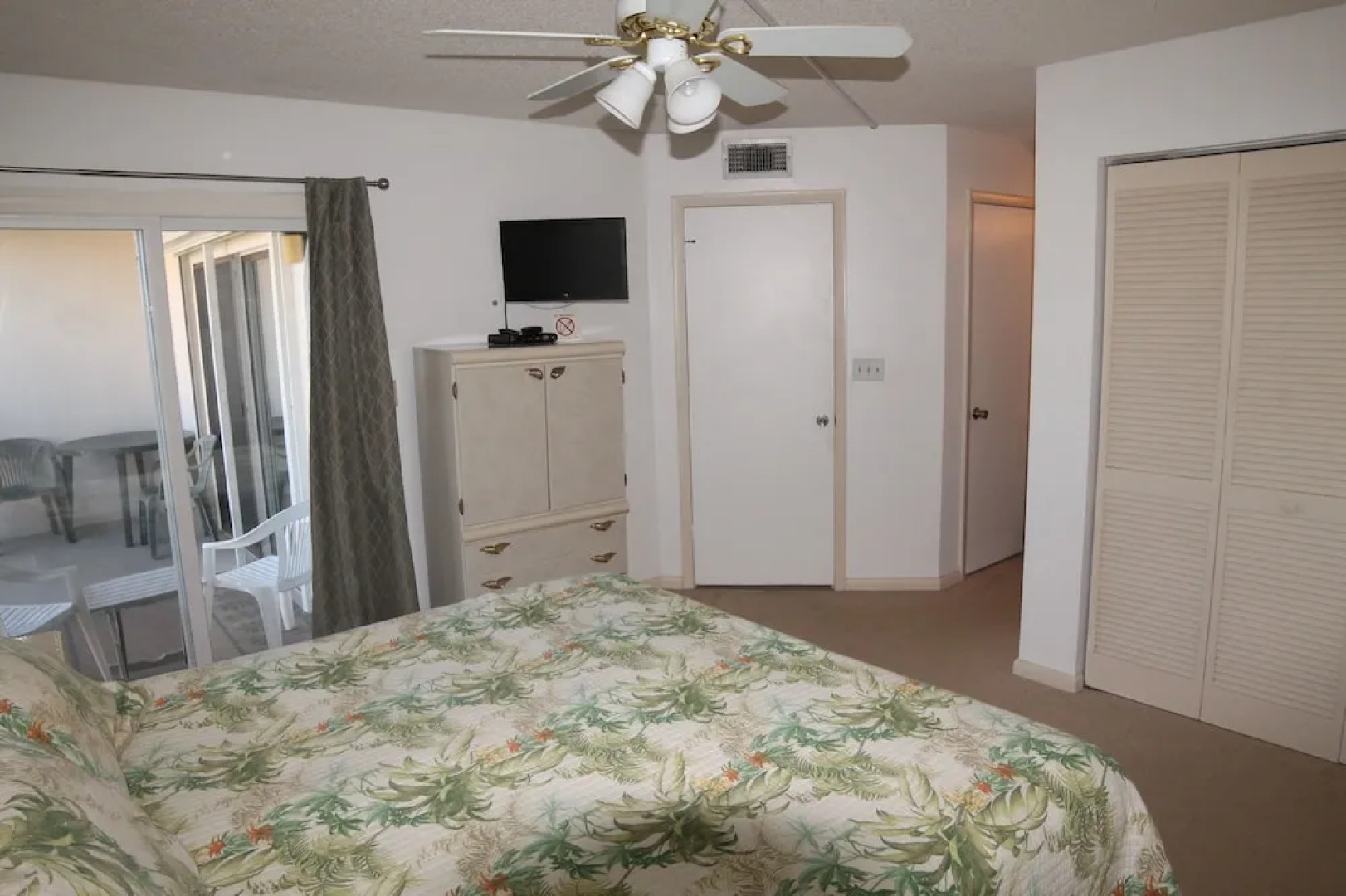 Ocean Village Club P32