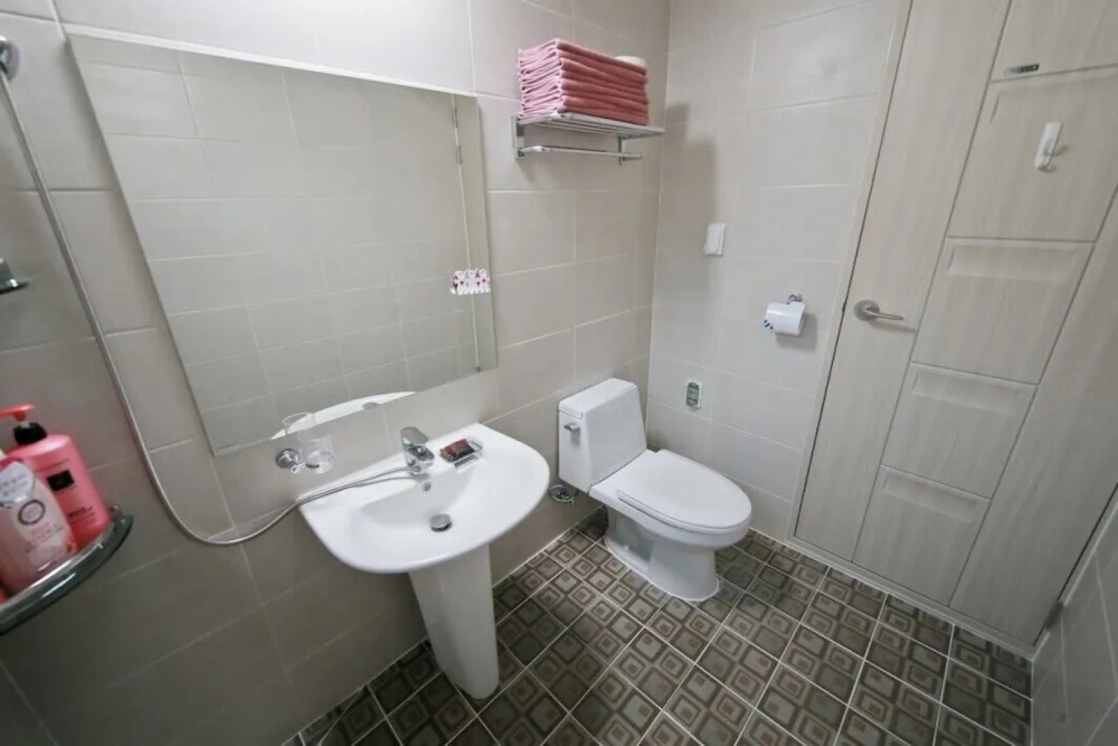 Changwon Gwaengibada Pension