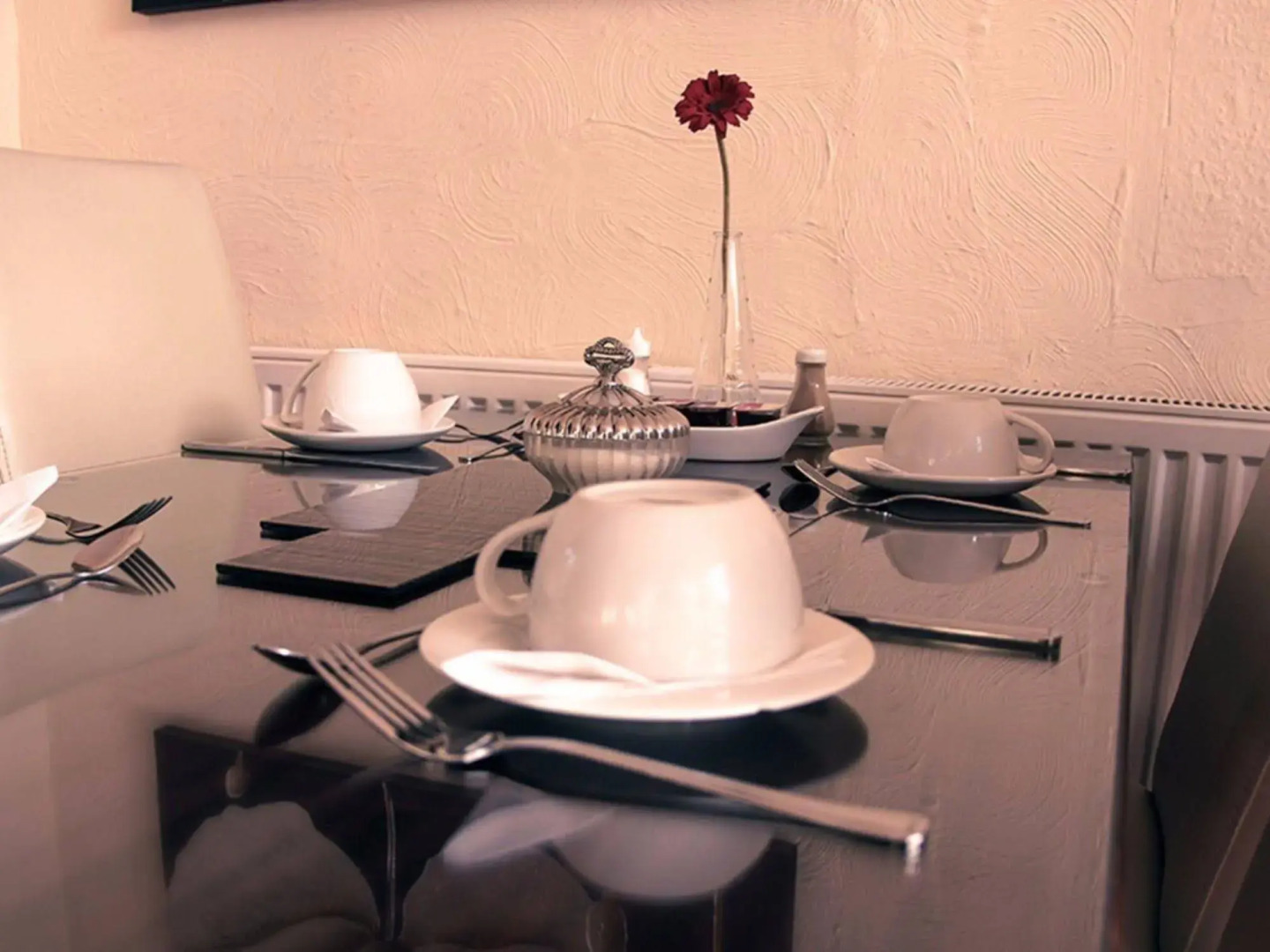 Tennyson House Hotel