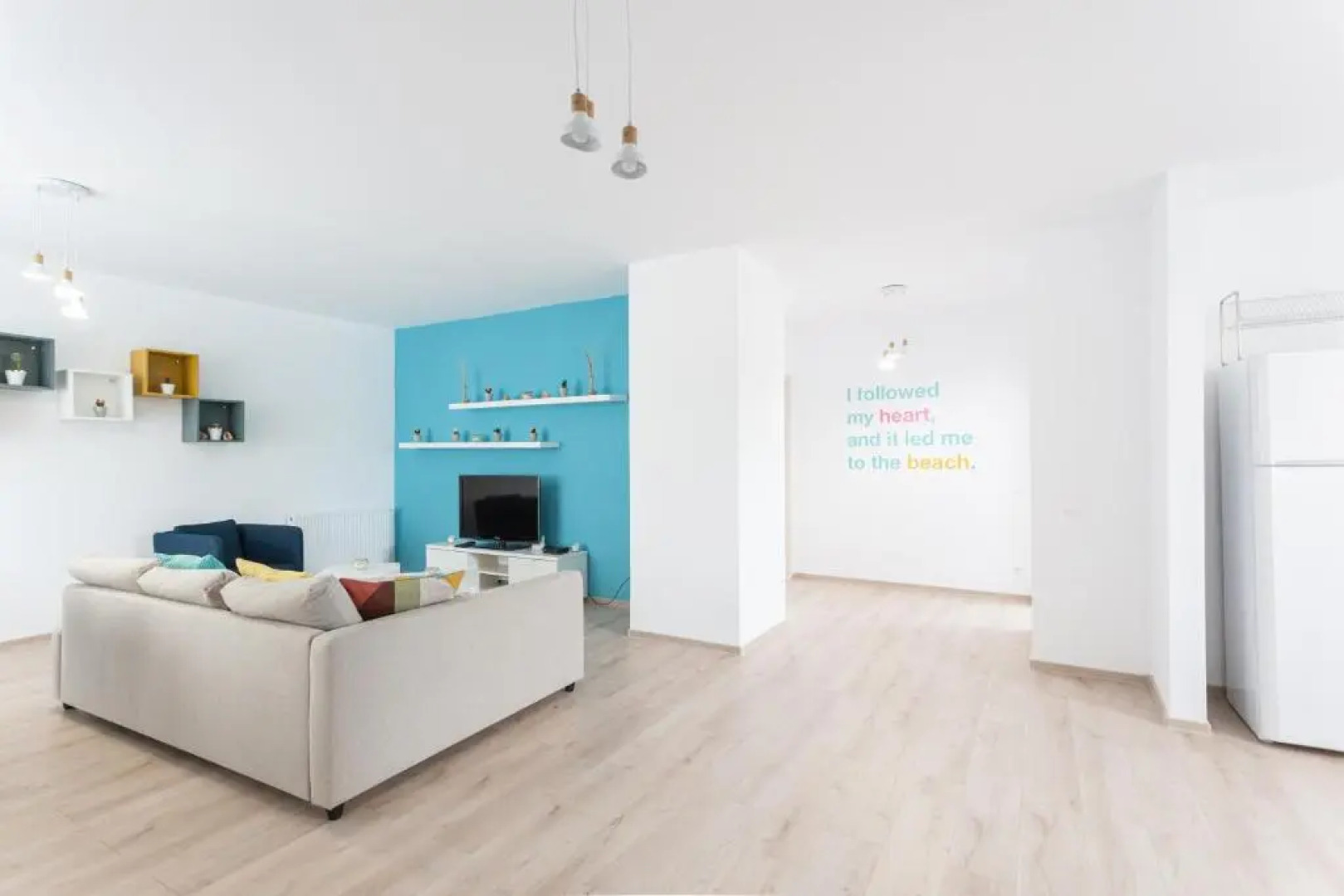 Sunny Olimp 3 ROOMS large apartment- by the sea