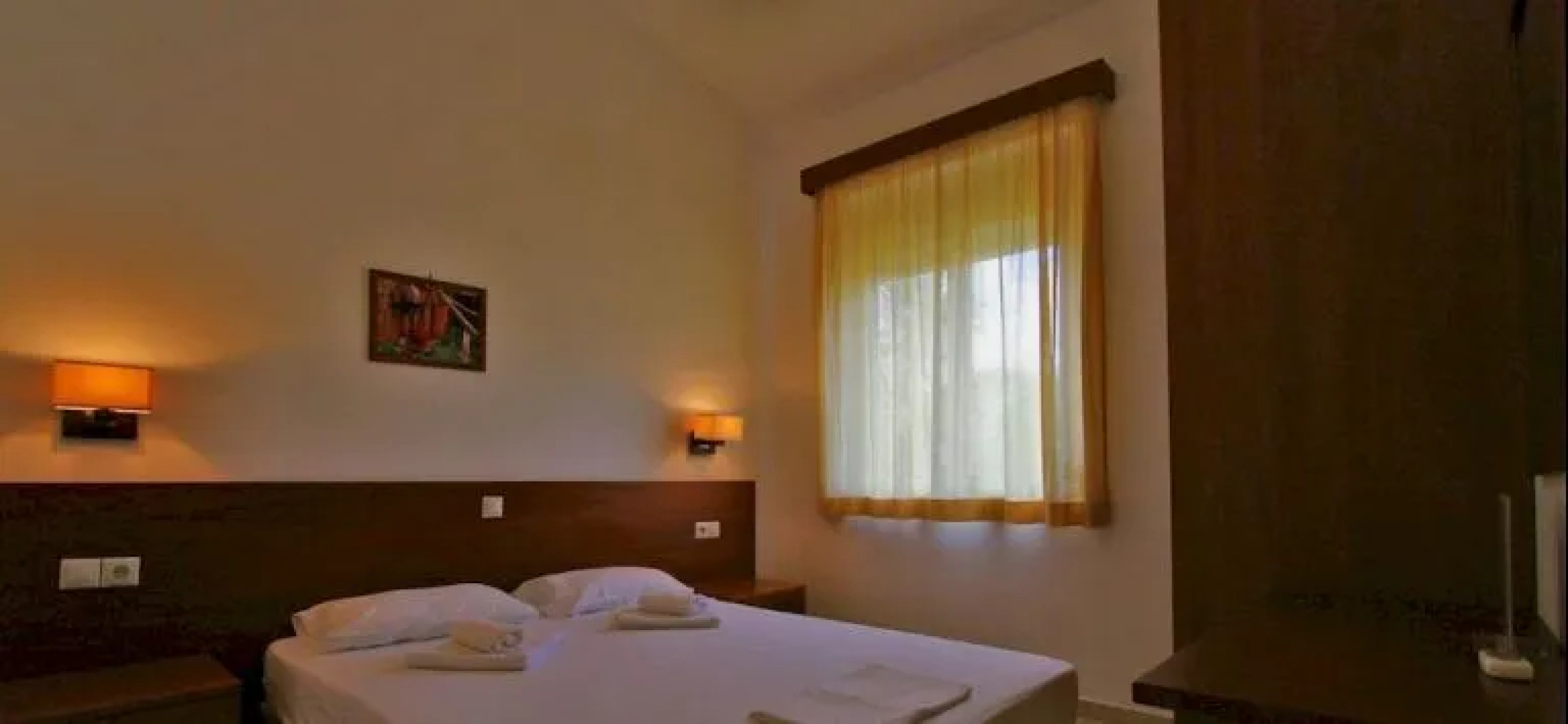 Monachus Monachus Apartments