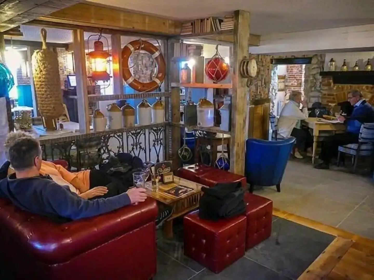 Crab and Lobster Inn