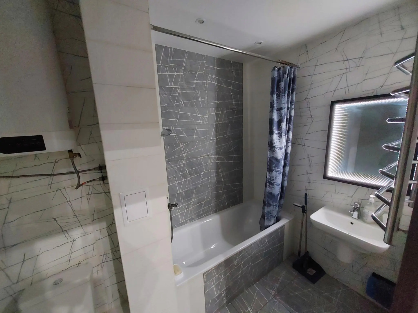 Веста на пр. Ленина (Абакан)