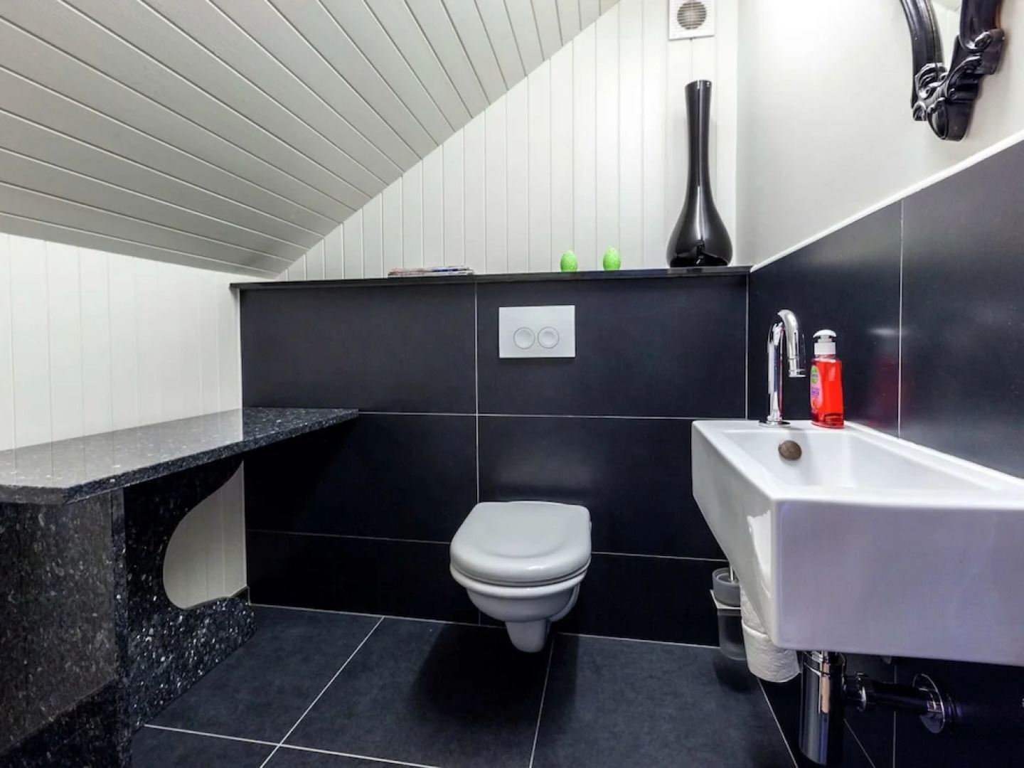 Beach Home With Bubble Bath