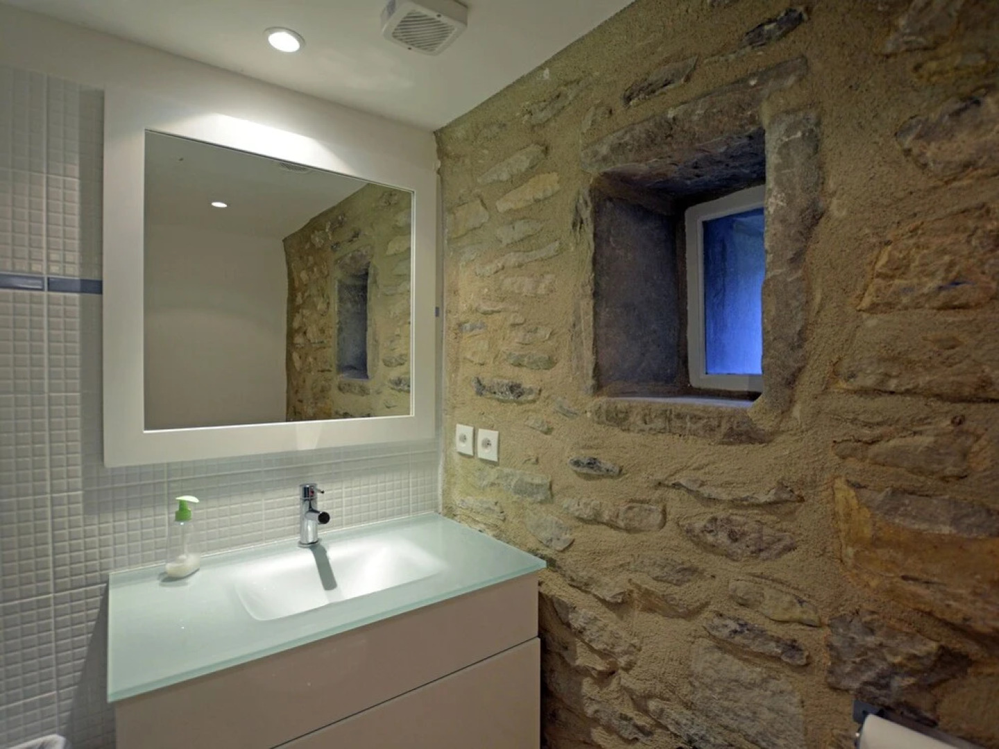 Luxurious Villa in Alzonne with Terrace