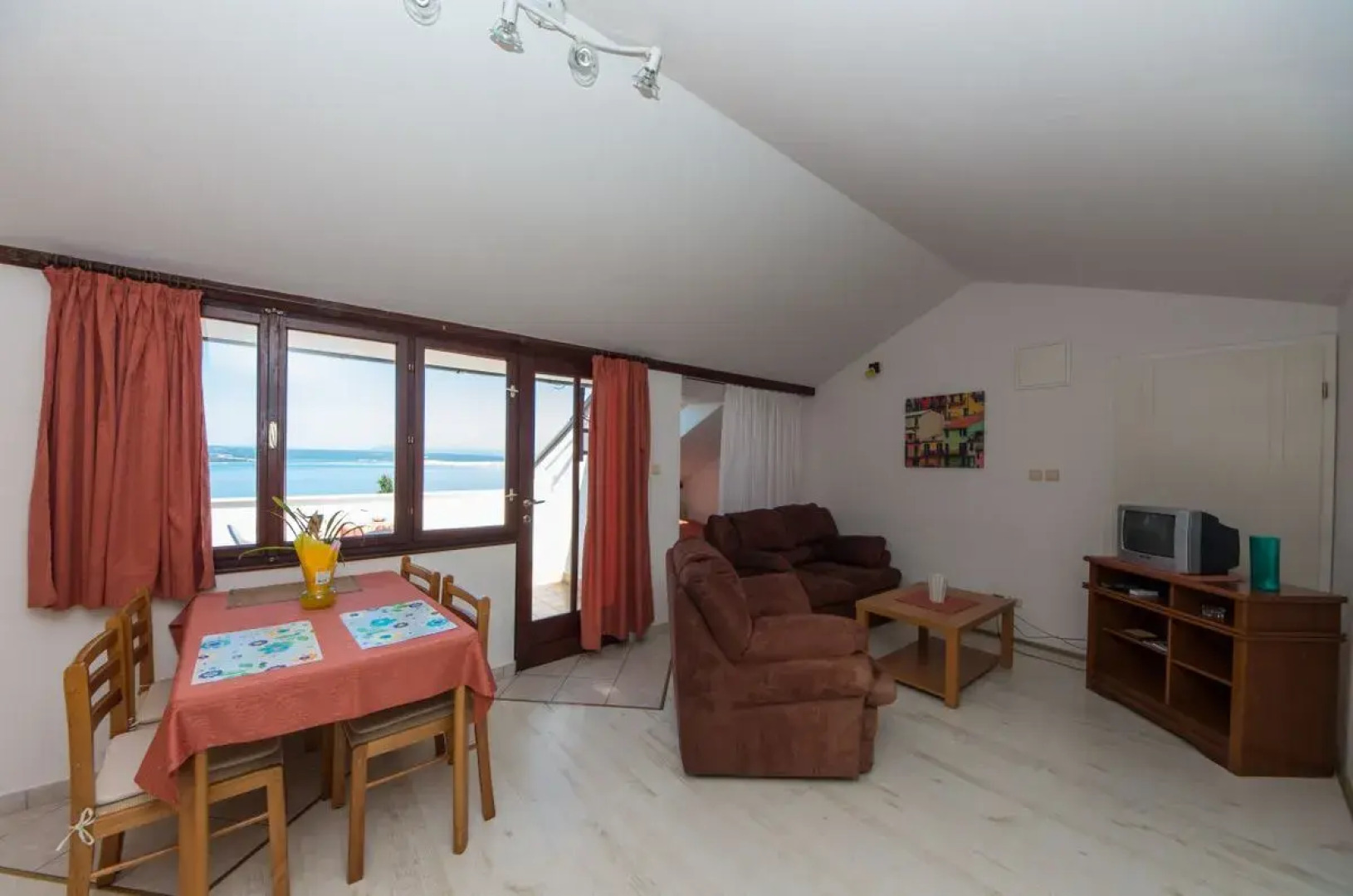 Apartments Lounger Frkovic