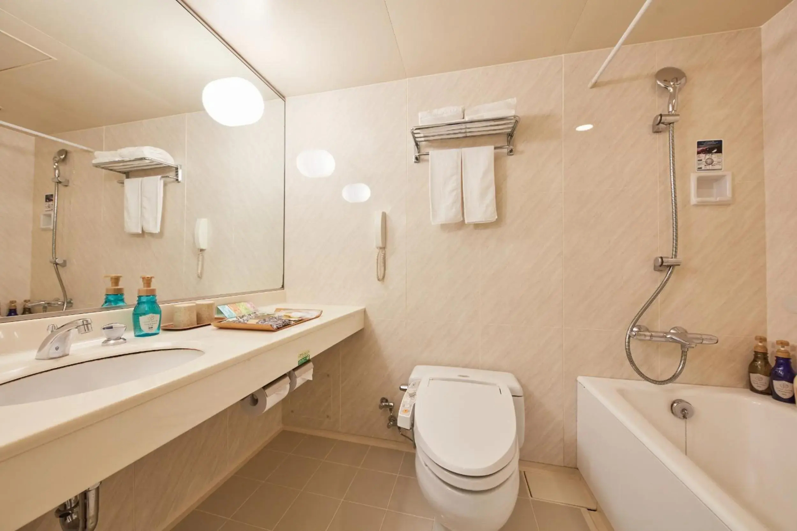 Rembrandt Hotel Ebina