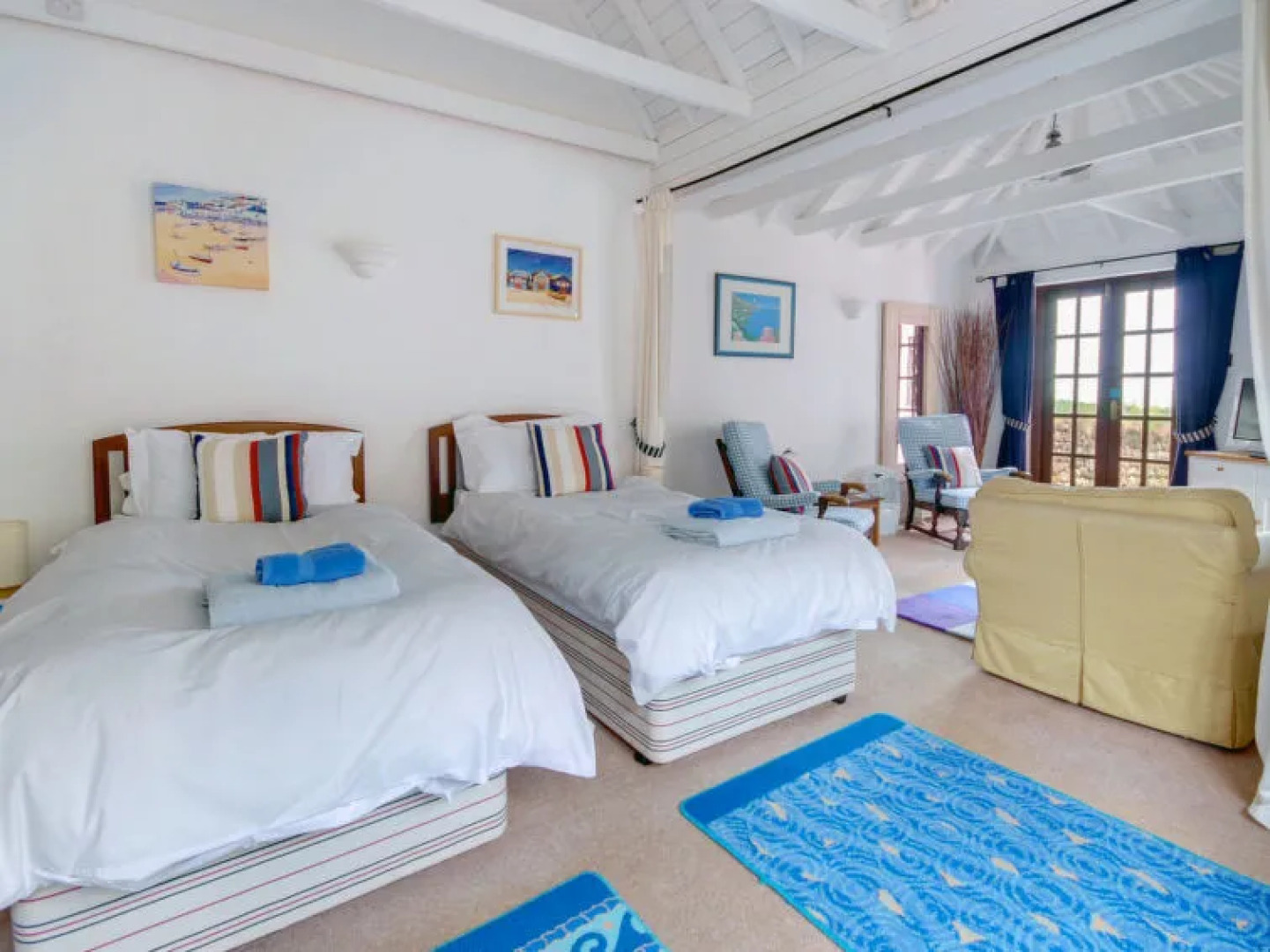 Holiday Home Cock Rock