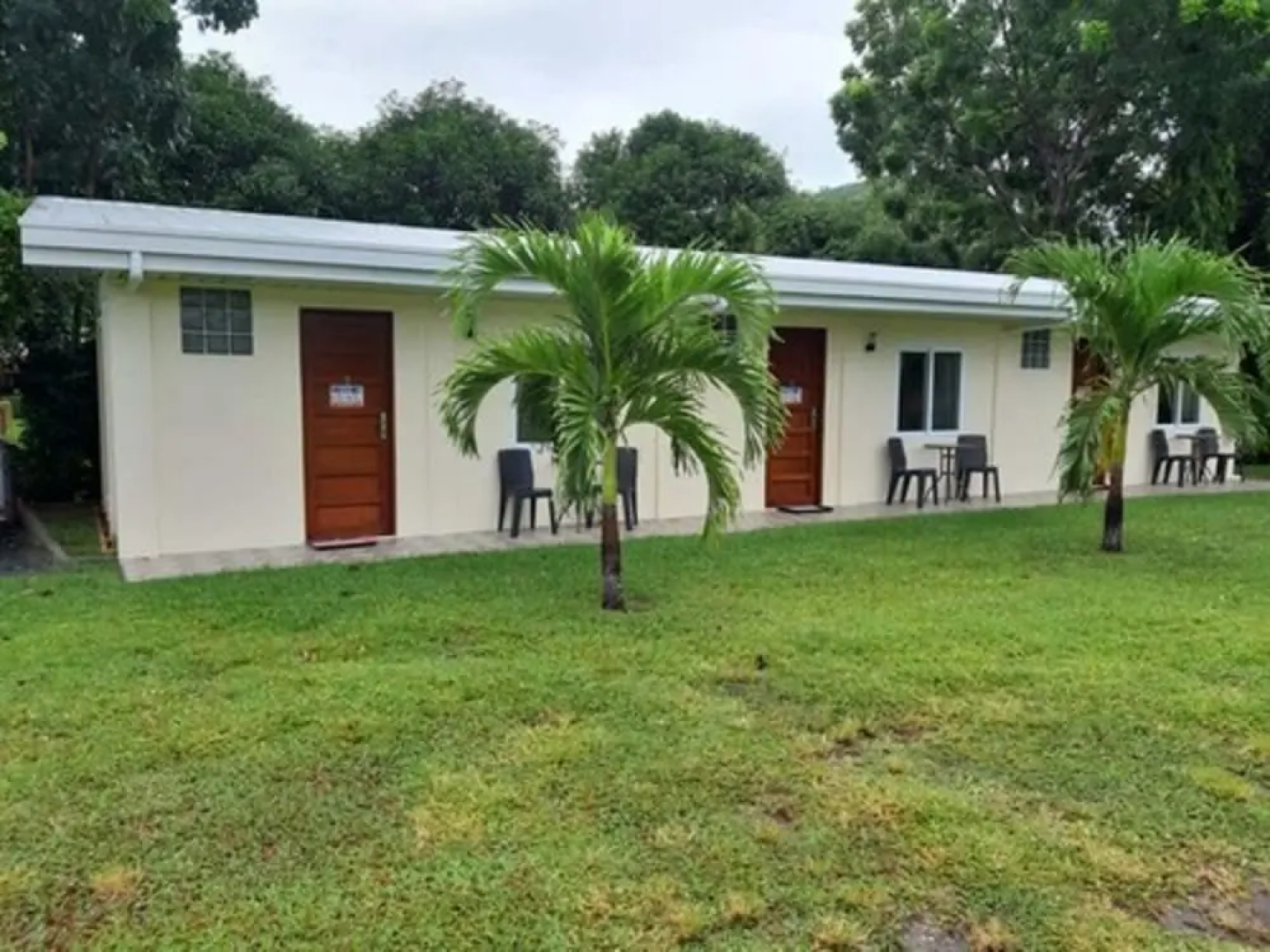 Monty's Riverside View Resort by Cocotel