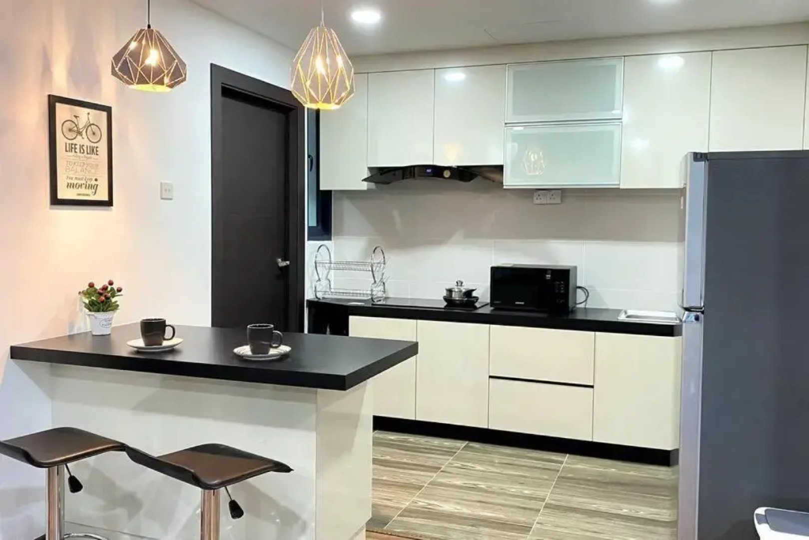 #2.1 Jazz Suites Large Bed Vivacity Kuching 3rooms