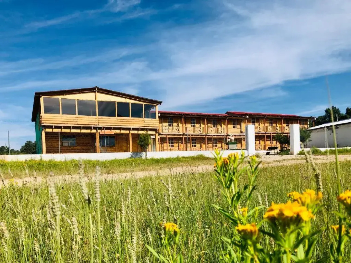 Simatiri Hotel y Cabañas by Rotamundos