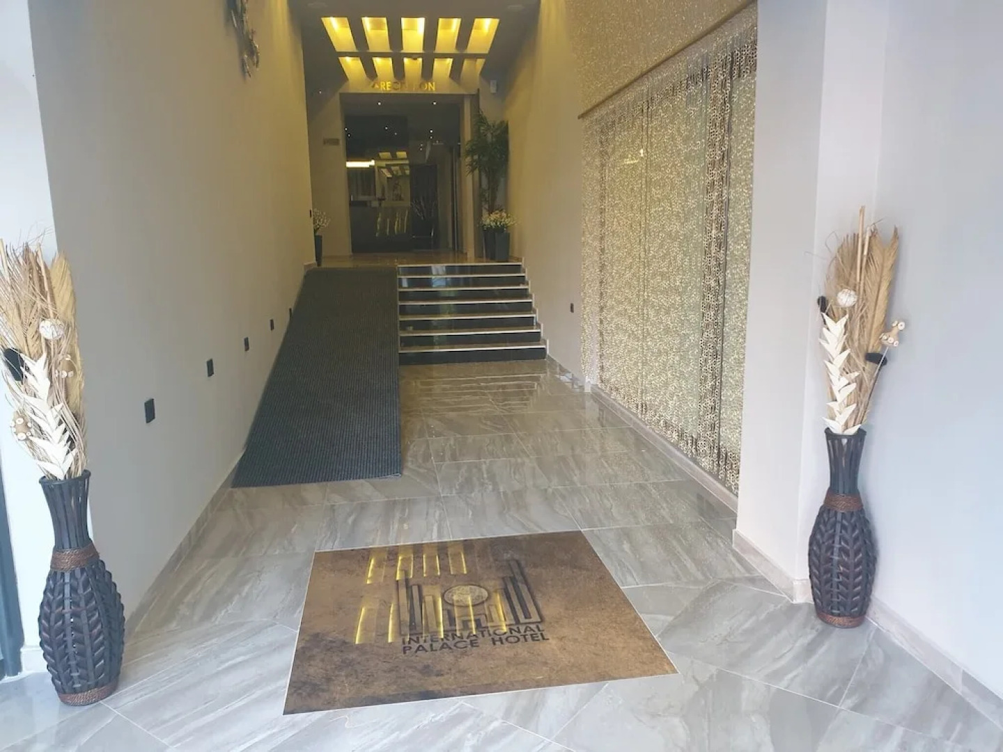 Hotel International Palace