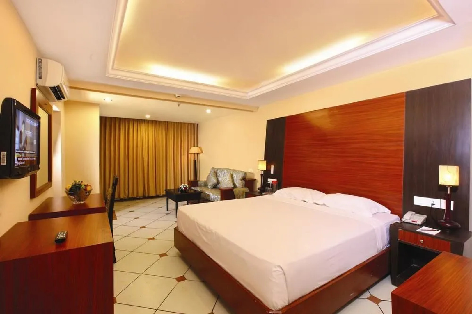 Emarald Hotel Cochin