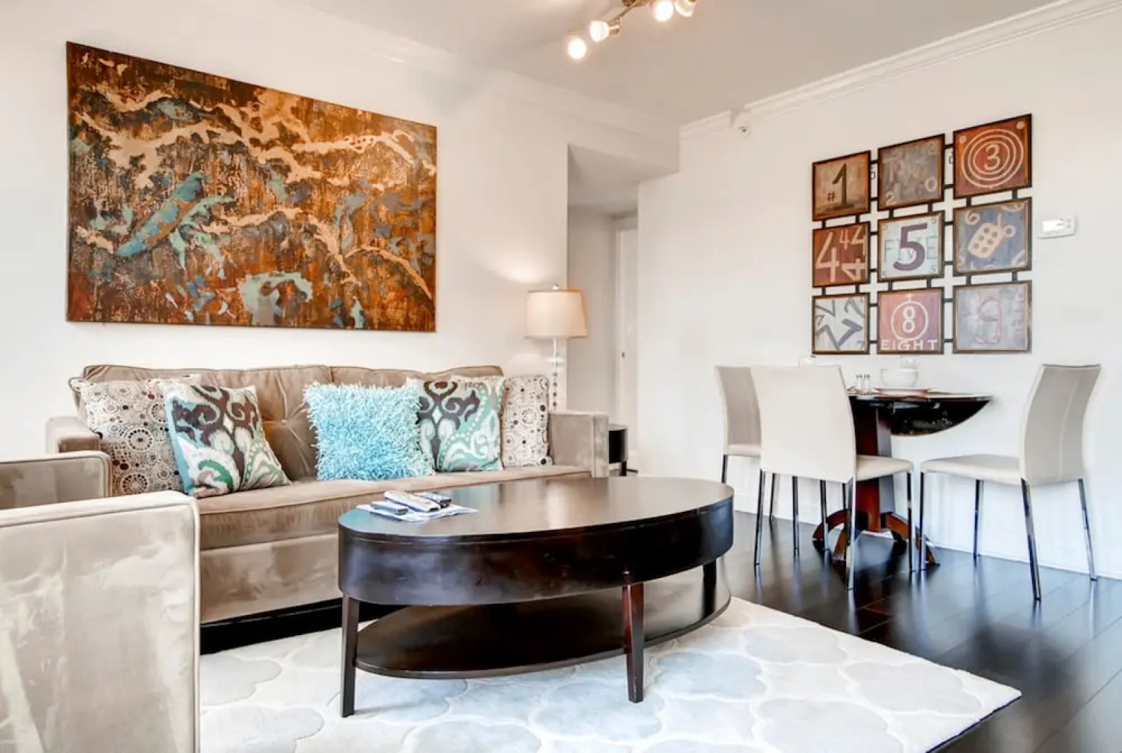 Global Luxury Suites at Harbor East