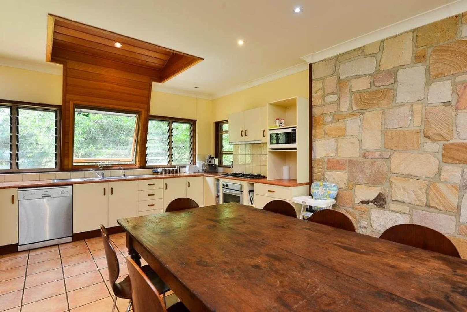 Bushland Cottages and Lodge