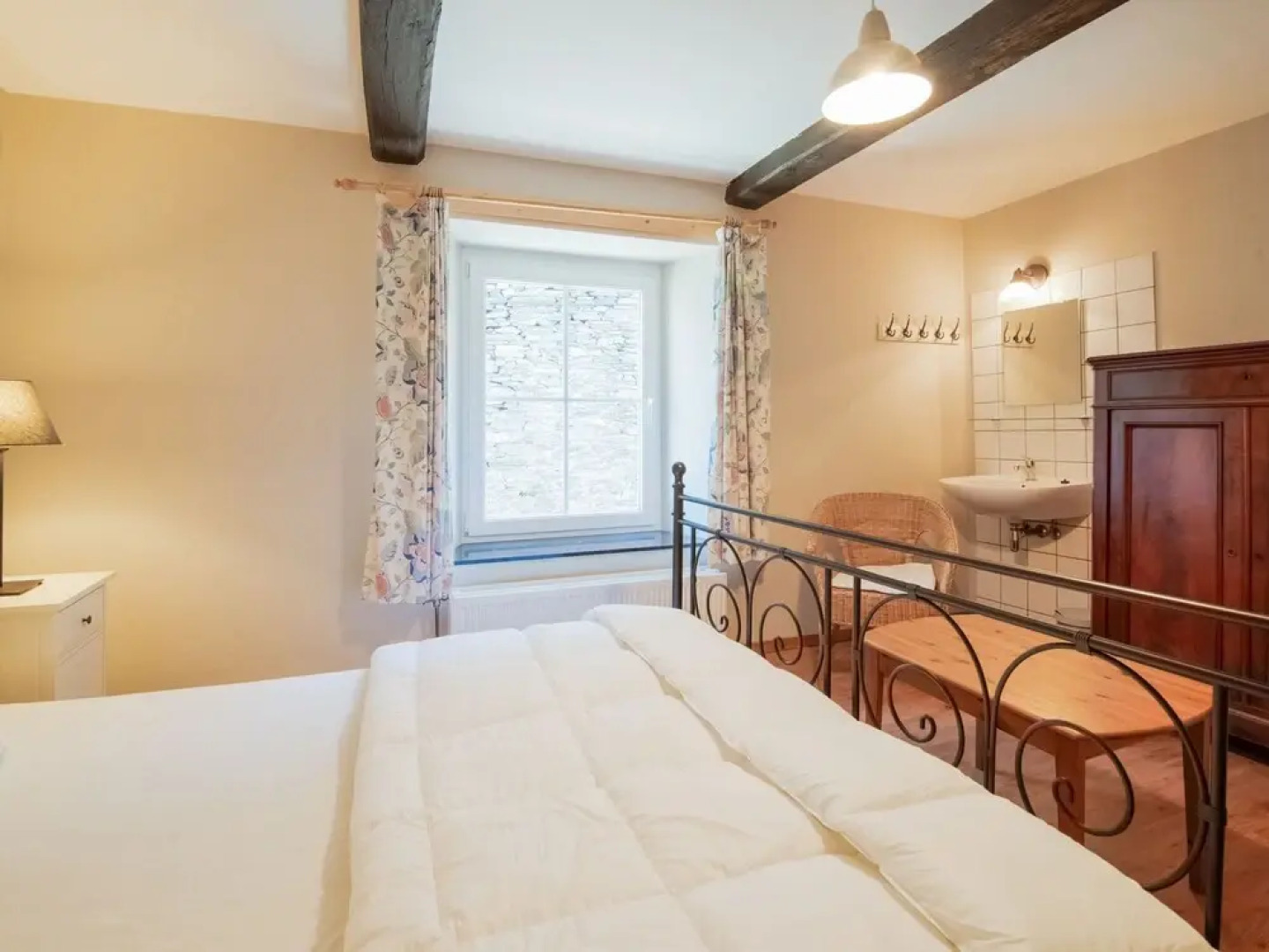 Suave Holiday Home in Vresse-sur-semois With Garden