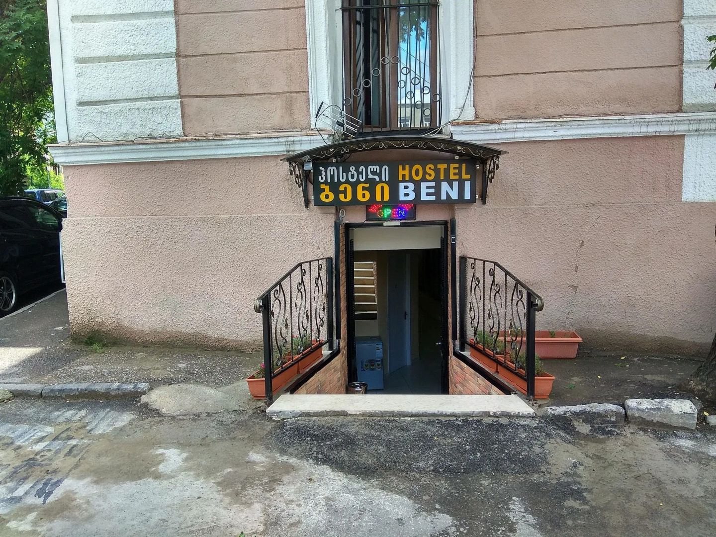 Hostel Beni