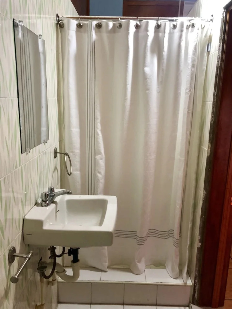 Auber Cayes Guest House