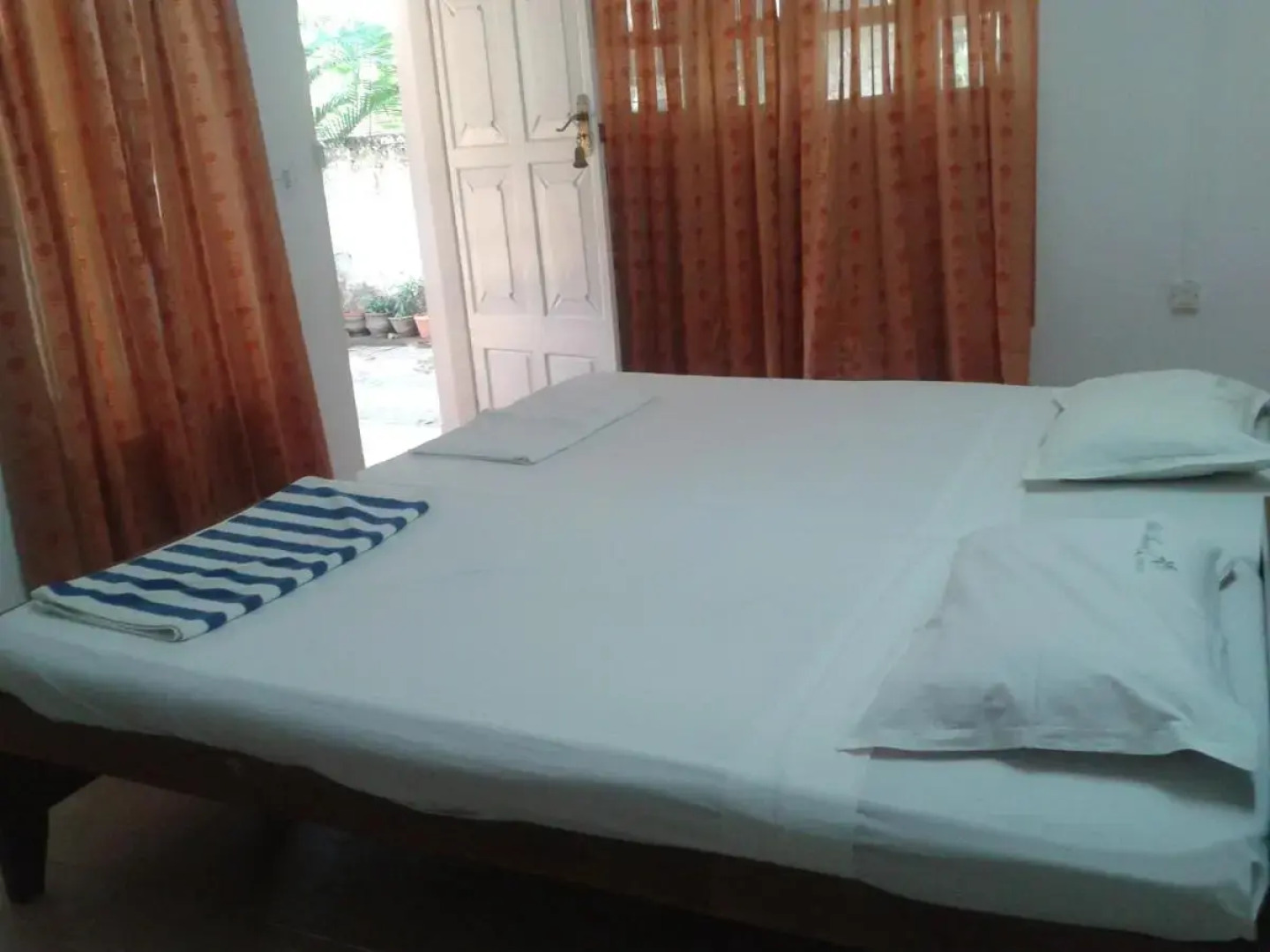 Raja Park Beach Resort