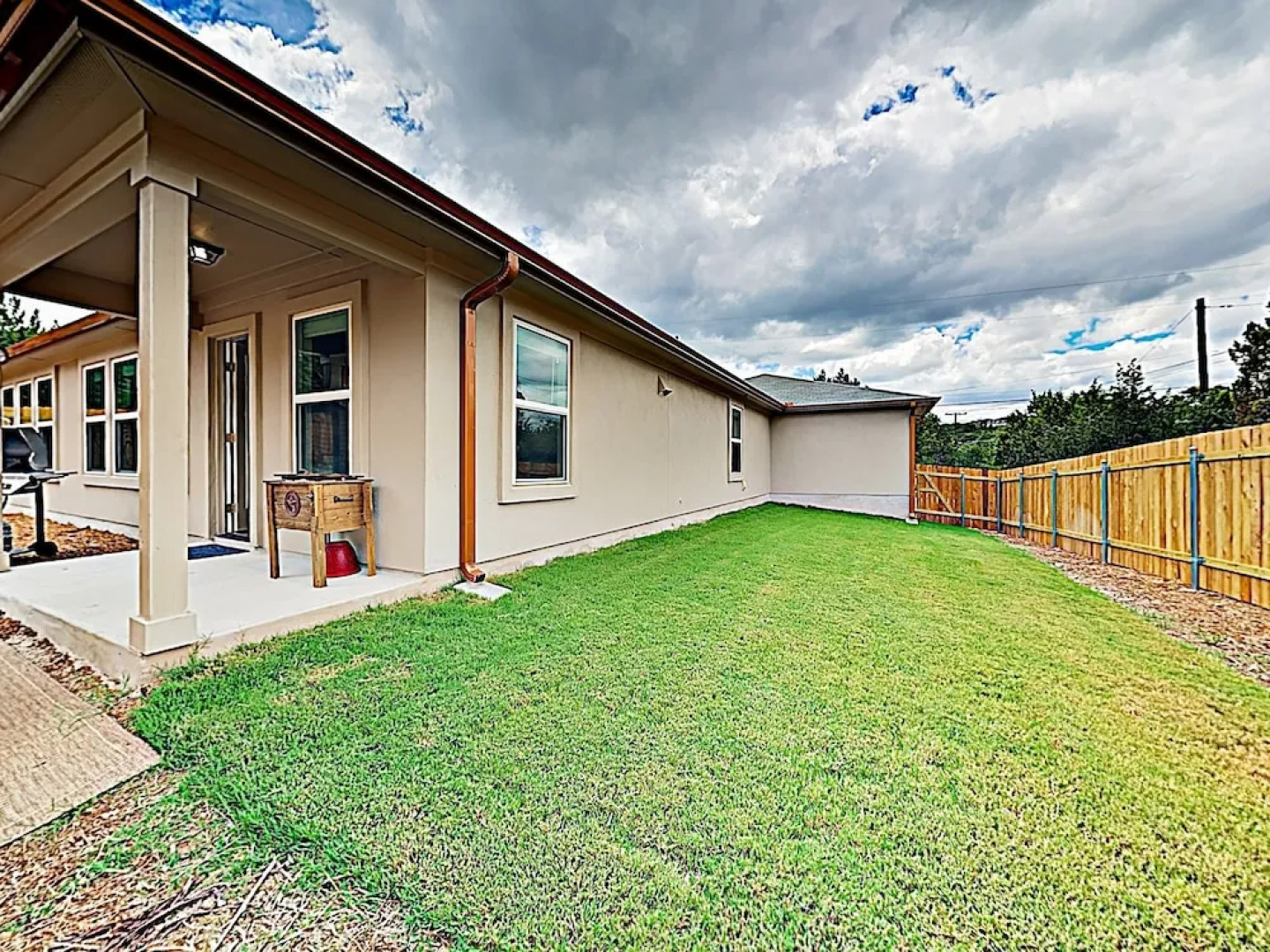 New Listing! Brand-new Hideaway Near Lakeside Fun 4 Bedroom Home