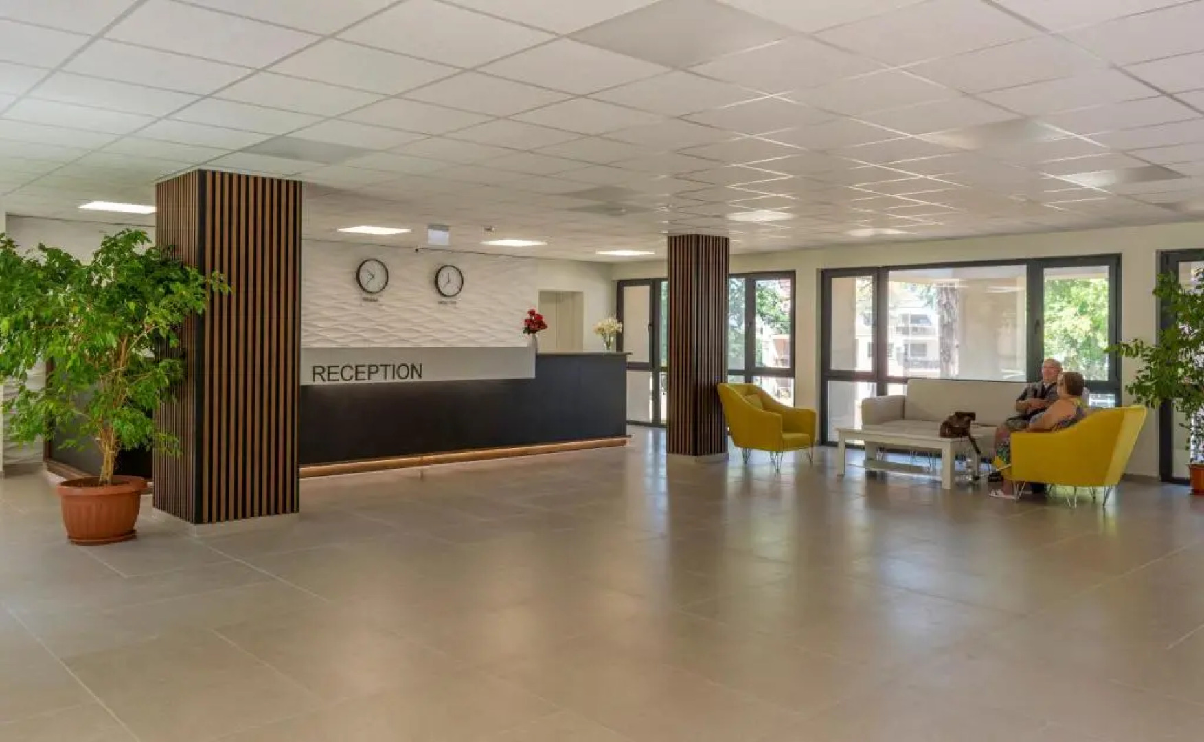 Queen Nelly Hotel Park