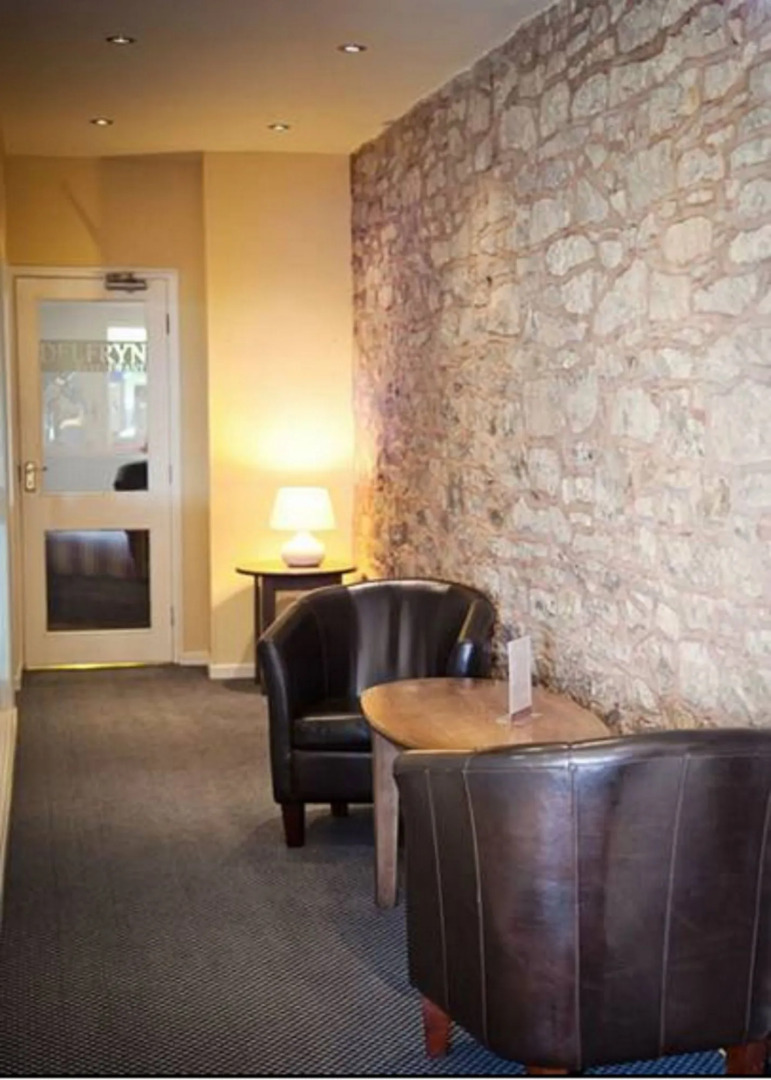 Springfield Hotel and Restaurant