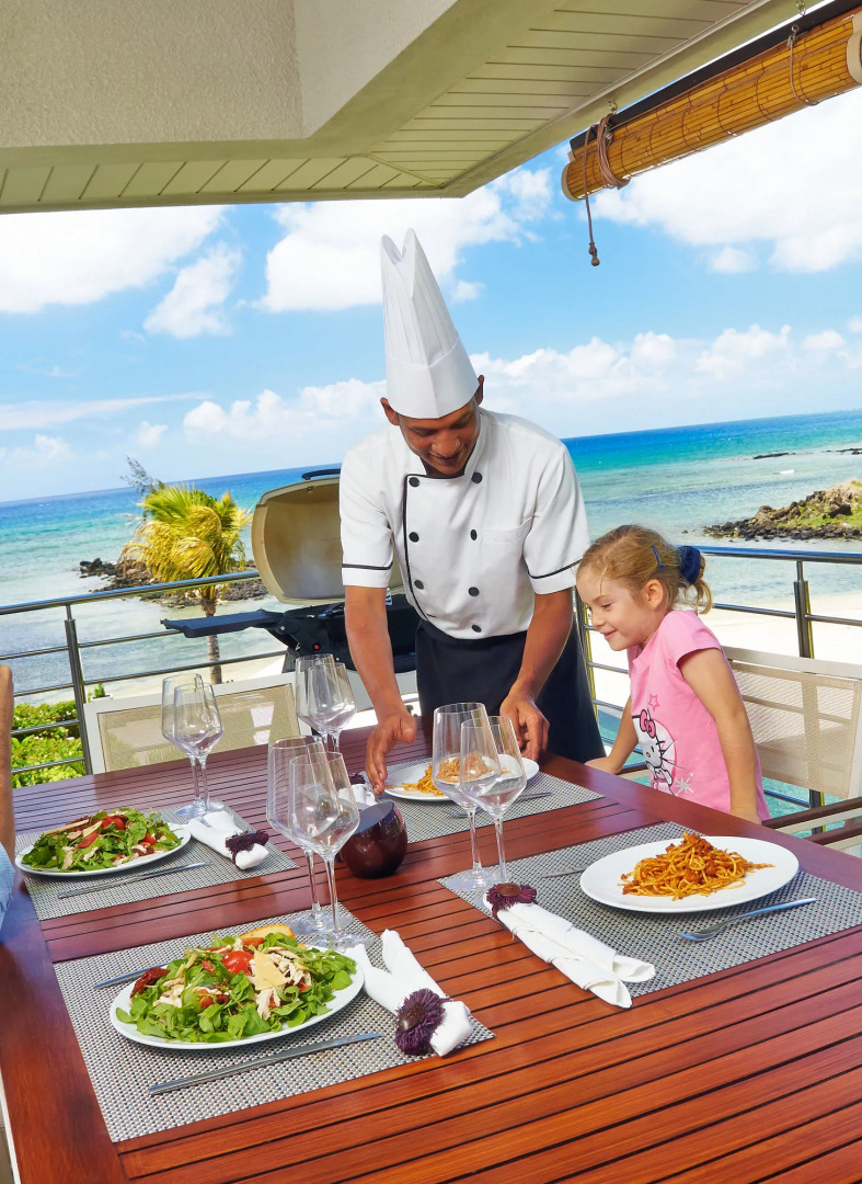 Bon Azur Beachfront Suites & Penthouses with LOV