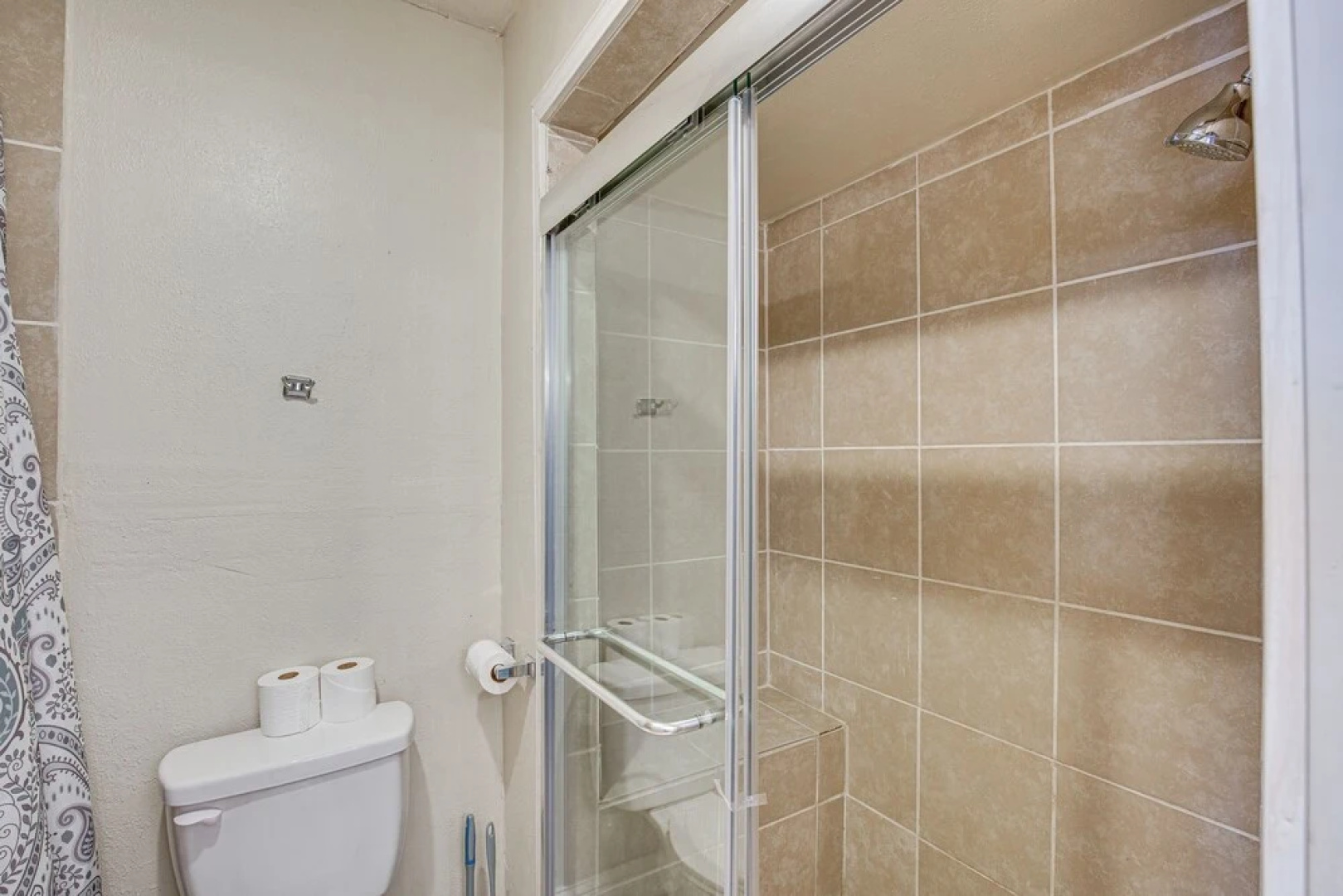 < 1 Mi to Lake Ray Hubbard: Home w/ Patio!