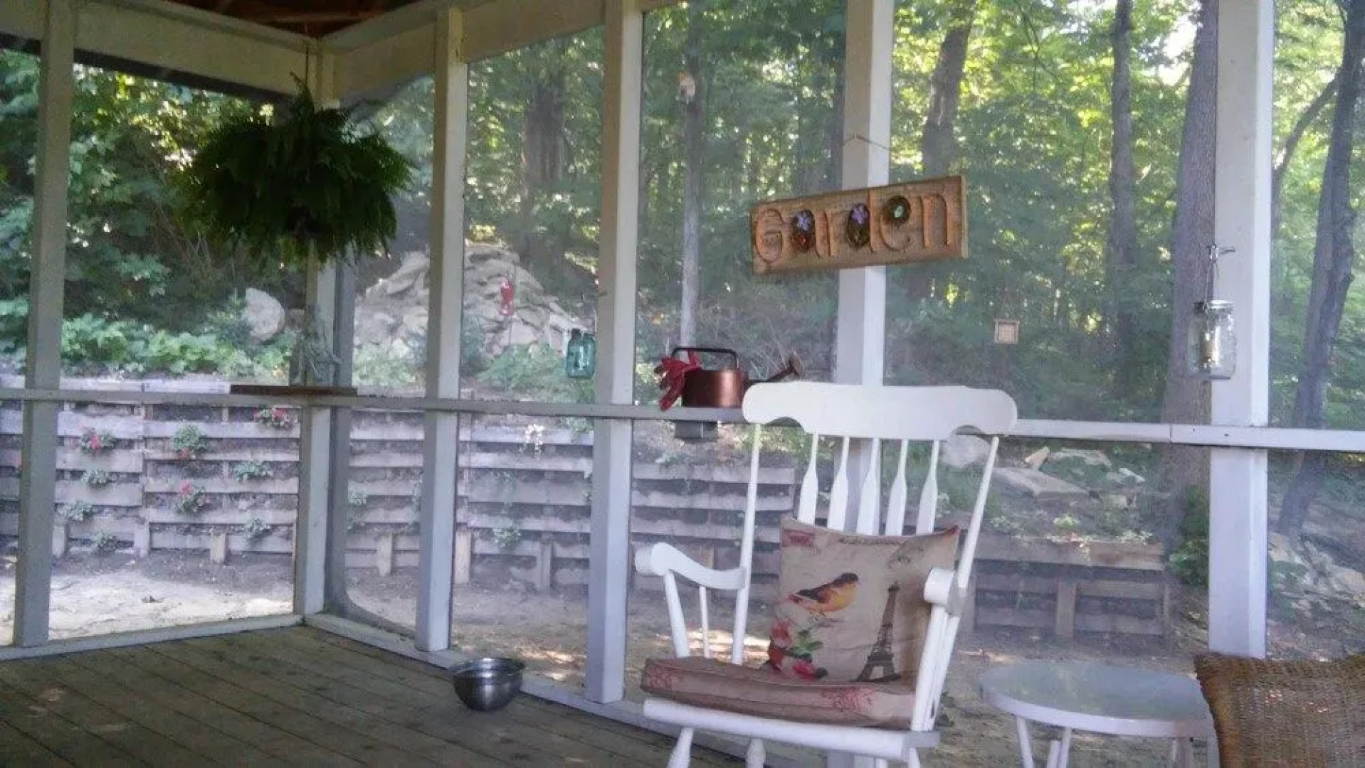 Contented Cottage Bed and Breakfast